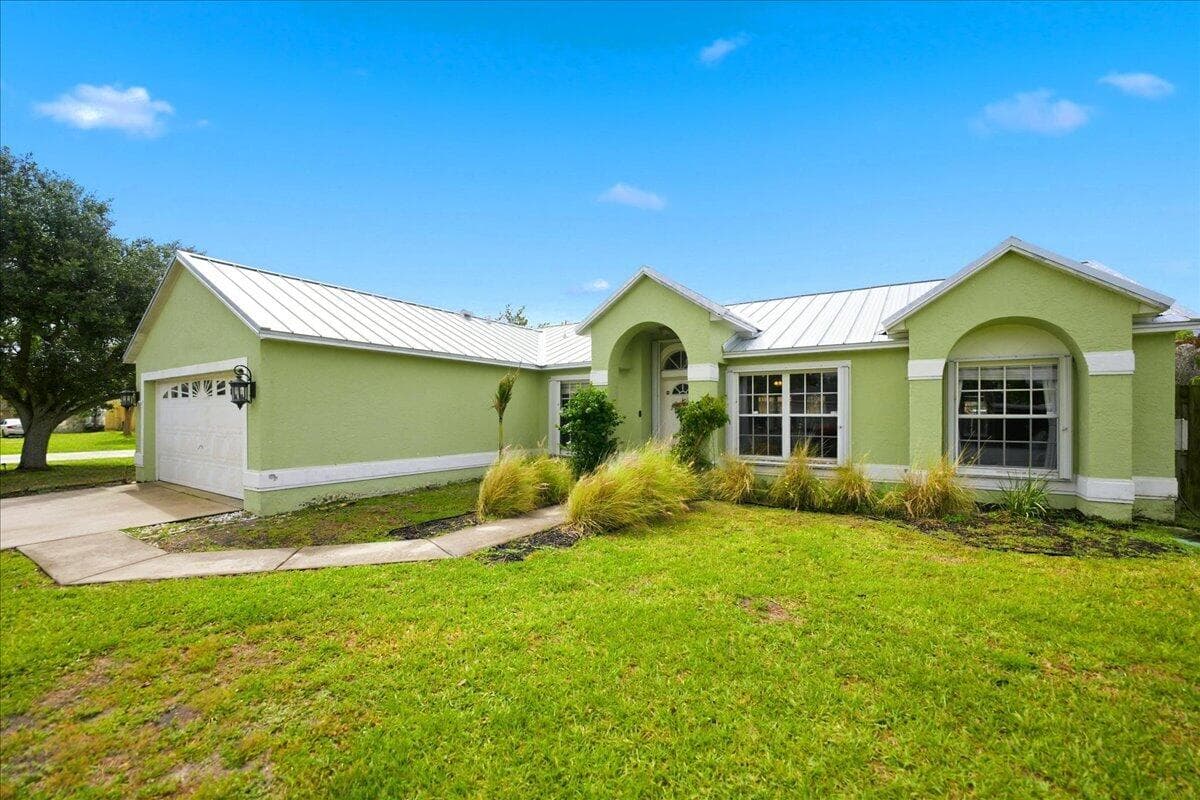 6208 NW Kukui Court, Port St. Lucie, FL 34983 — photo 2 of 36