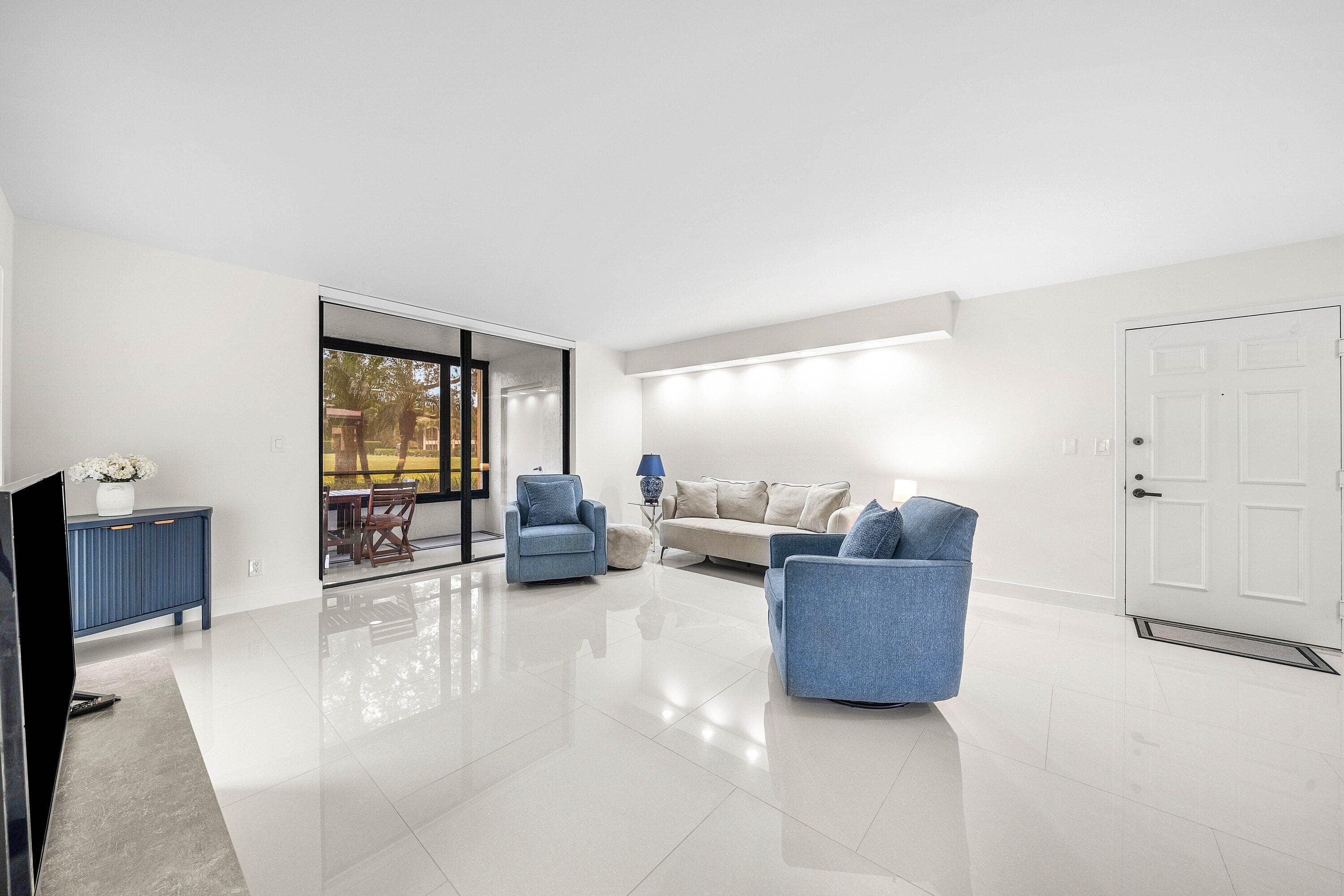 7145 Promenade Drive 101, Boca Raton, FL 33433 — photo 5 of 35