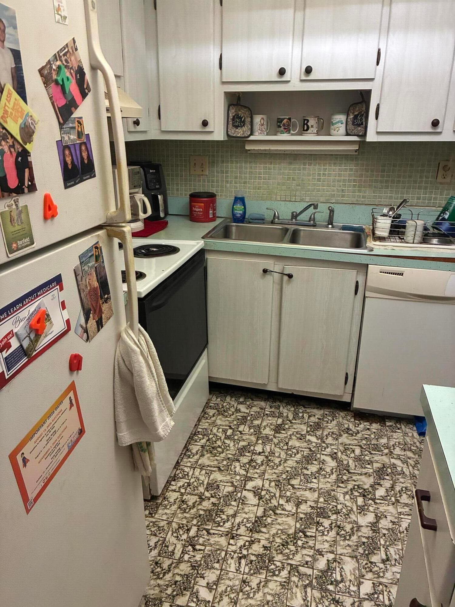 3020 NE 16th Avenue 102, Oakland Park, FL 33334 — photo 4 of 10