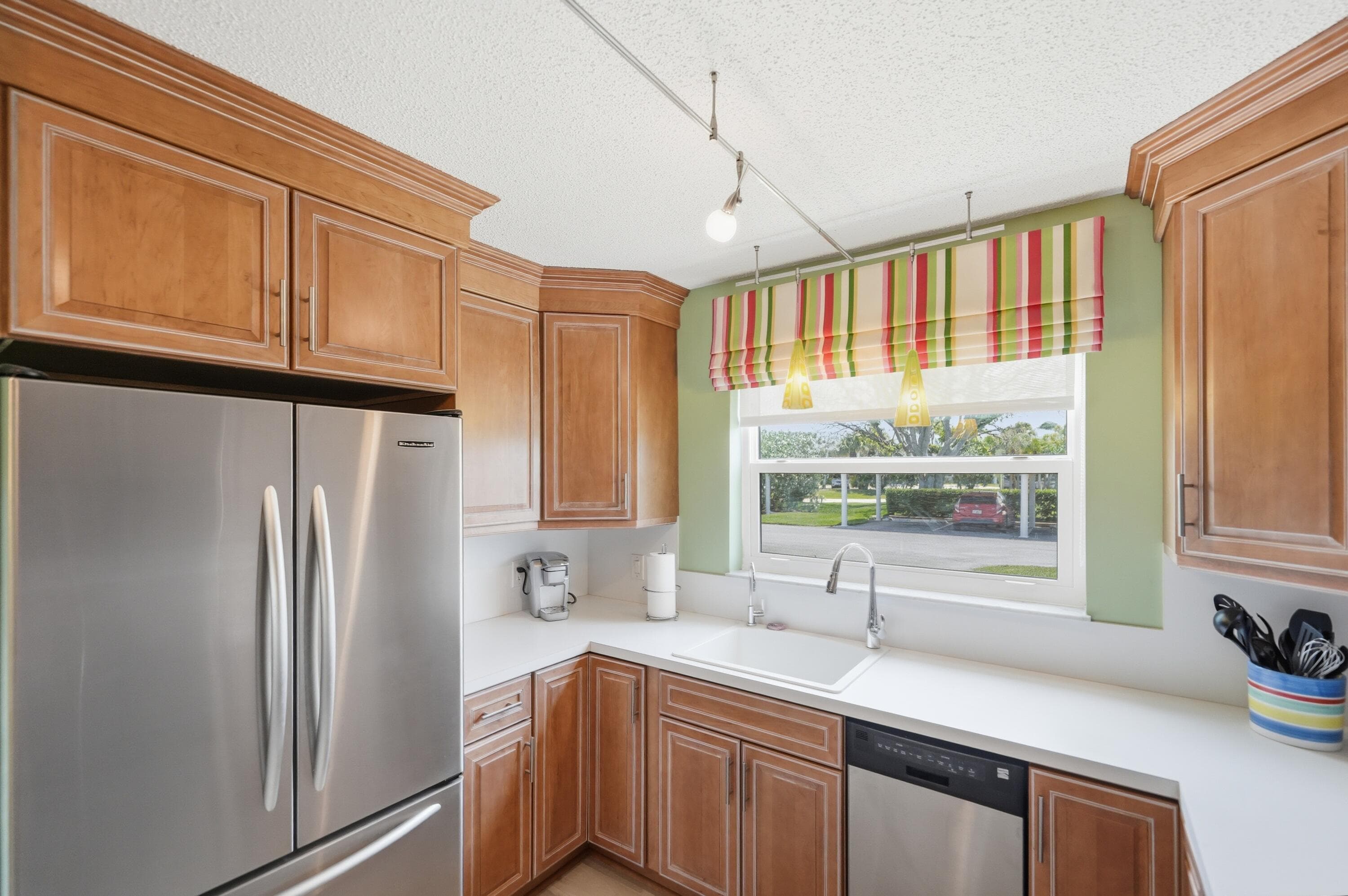 360 Grove Isle Circle, Vero Beach, FL 32962 — photo 15 of 58