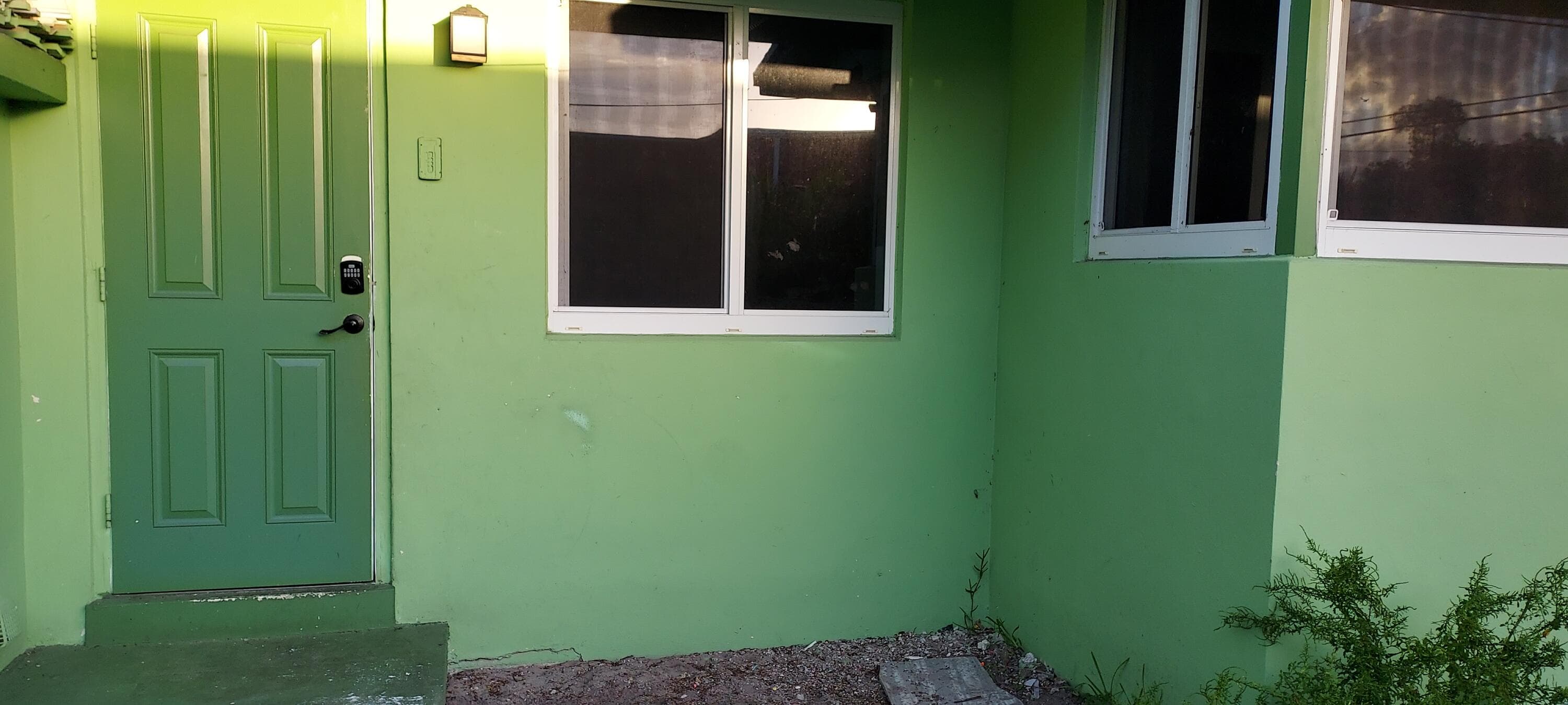 171 NE 117th Street, Miami, FL 33161 — photo 4 of 32