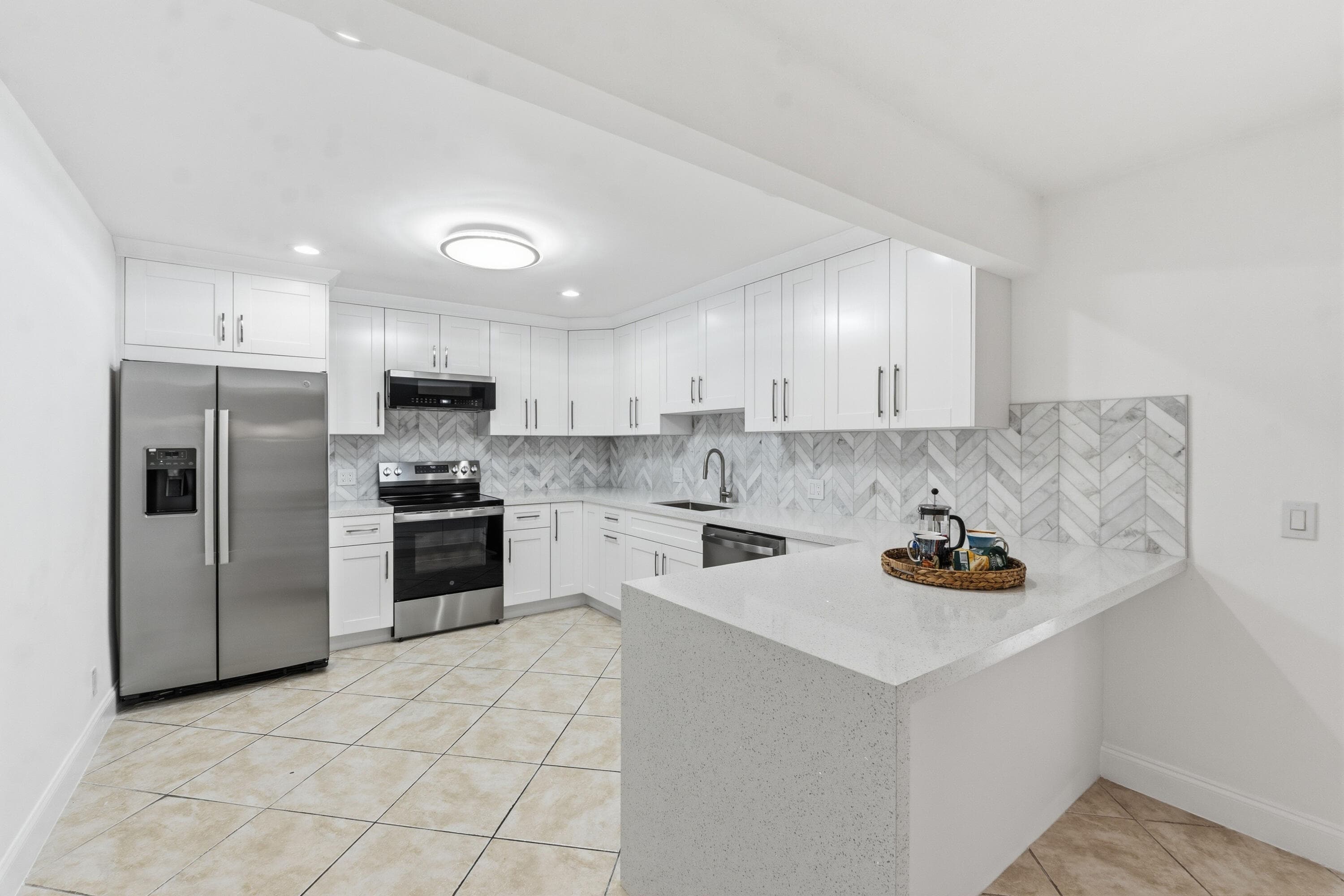 3379 NW 63rd Street, Fort Lauderdale, FL 33309 — photo 3 of 29