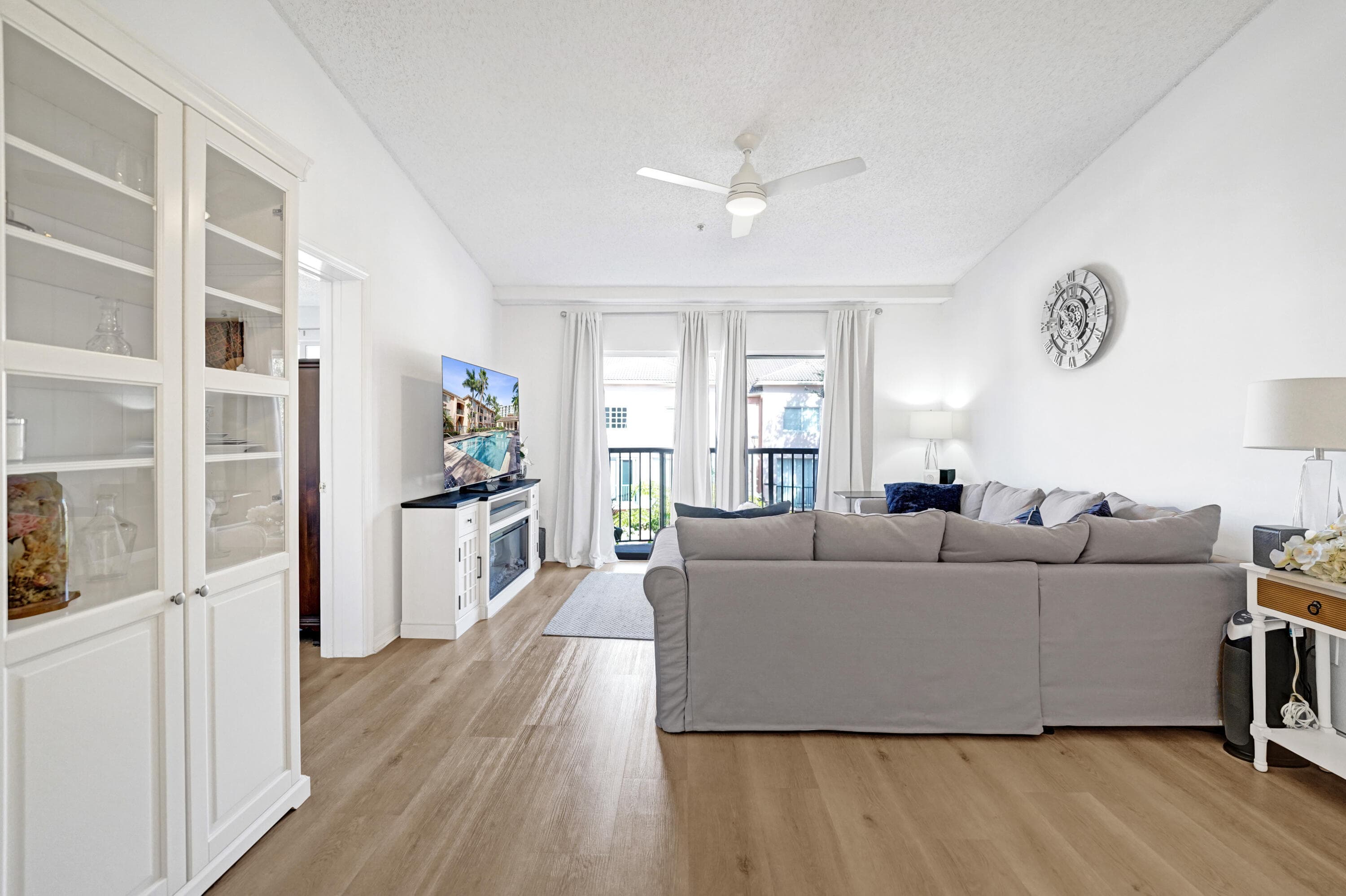 2125 SE 10th Avenue 1008, Fort Lauderdale, FL 33316 — photo 9 of 21