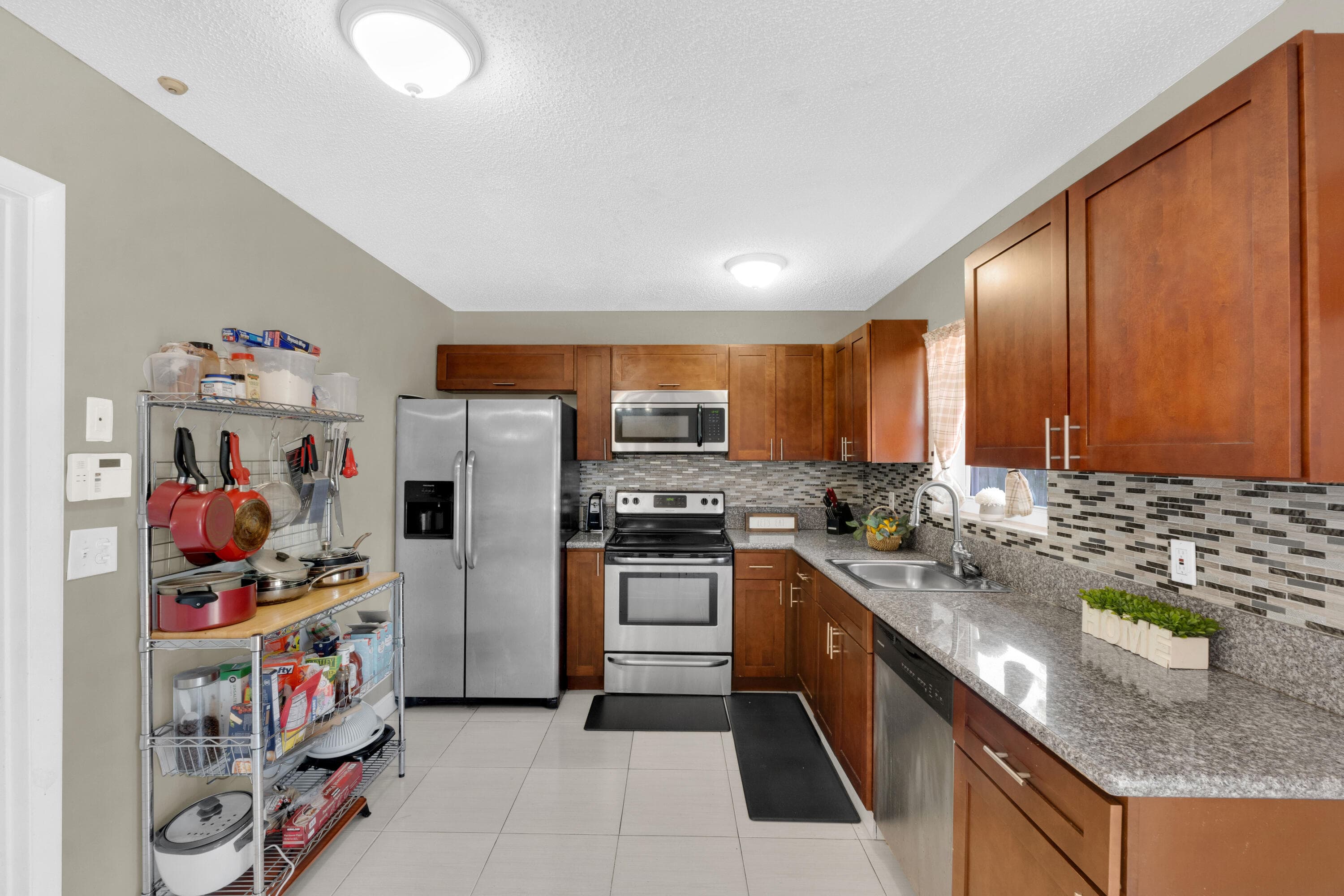 721 SW 79th Avenue, North Lauderdale, FL 33068 — photo 5 of 12