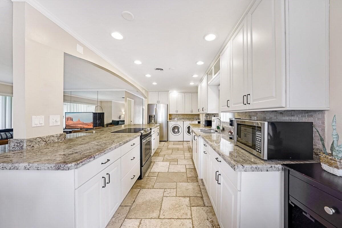 332 NW 26th Court, Wilton Manors, FL 33311 — photo 14 of 44
