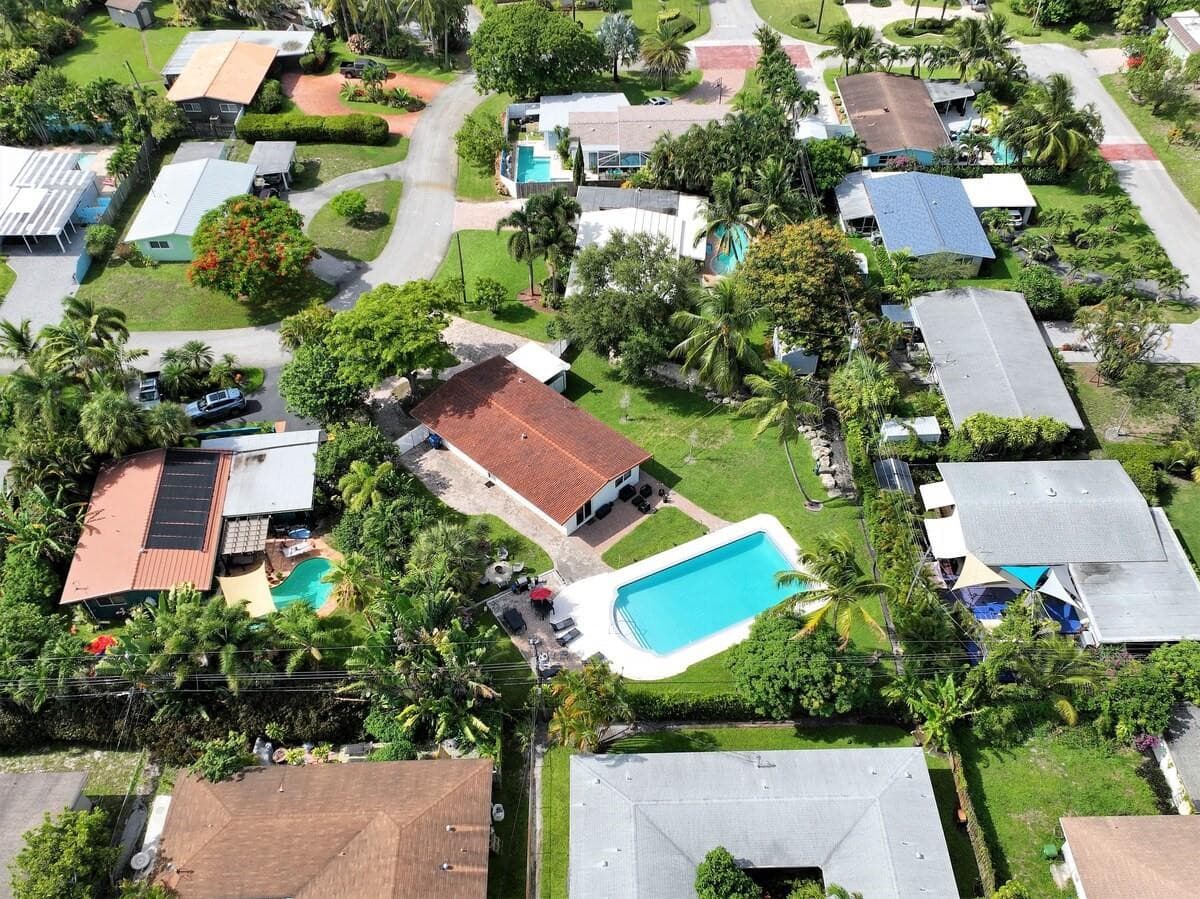 332 NW 26th Court, Wilton Manors, FL 33311 — photo 24 of 44