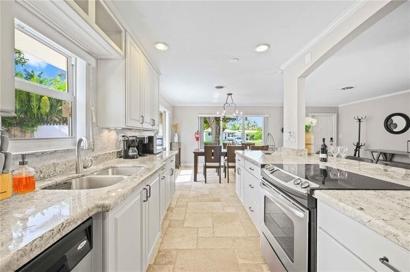 332 NW 26th Court, Wilton Manors, FL 33311 — photo 31 of 44