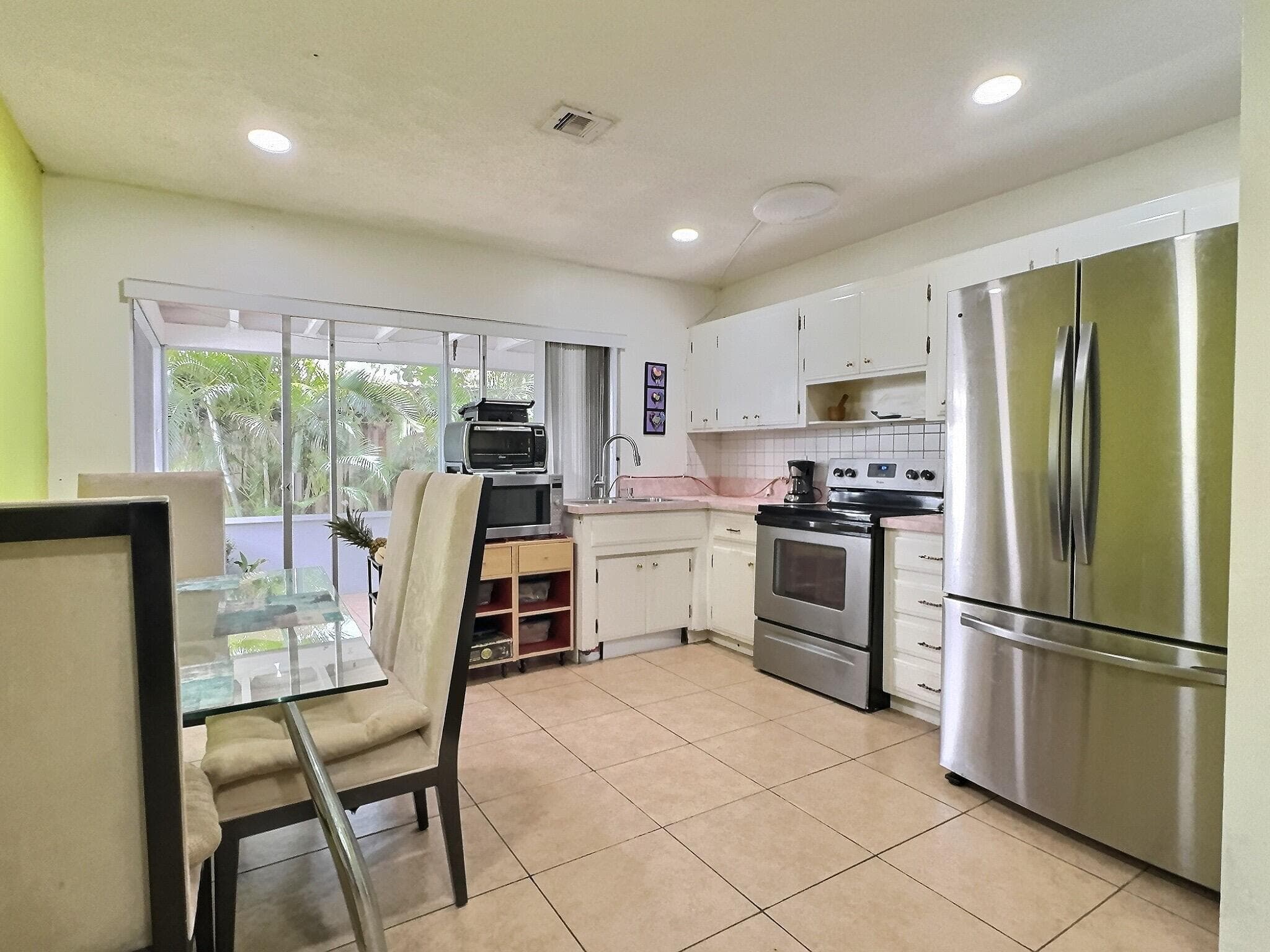 4570 NW 16th Terrace, Tamarac, FL 33309 — photo 8 of 35