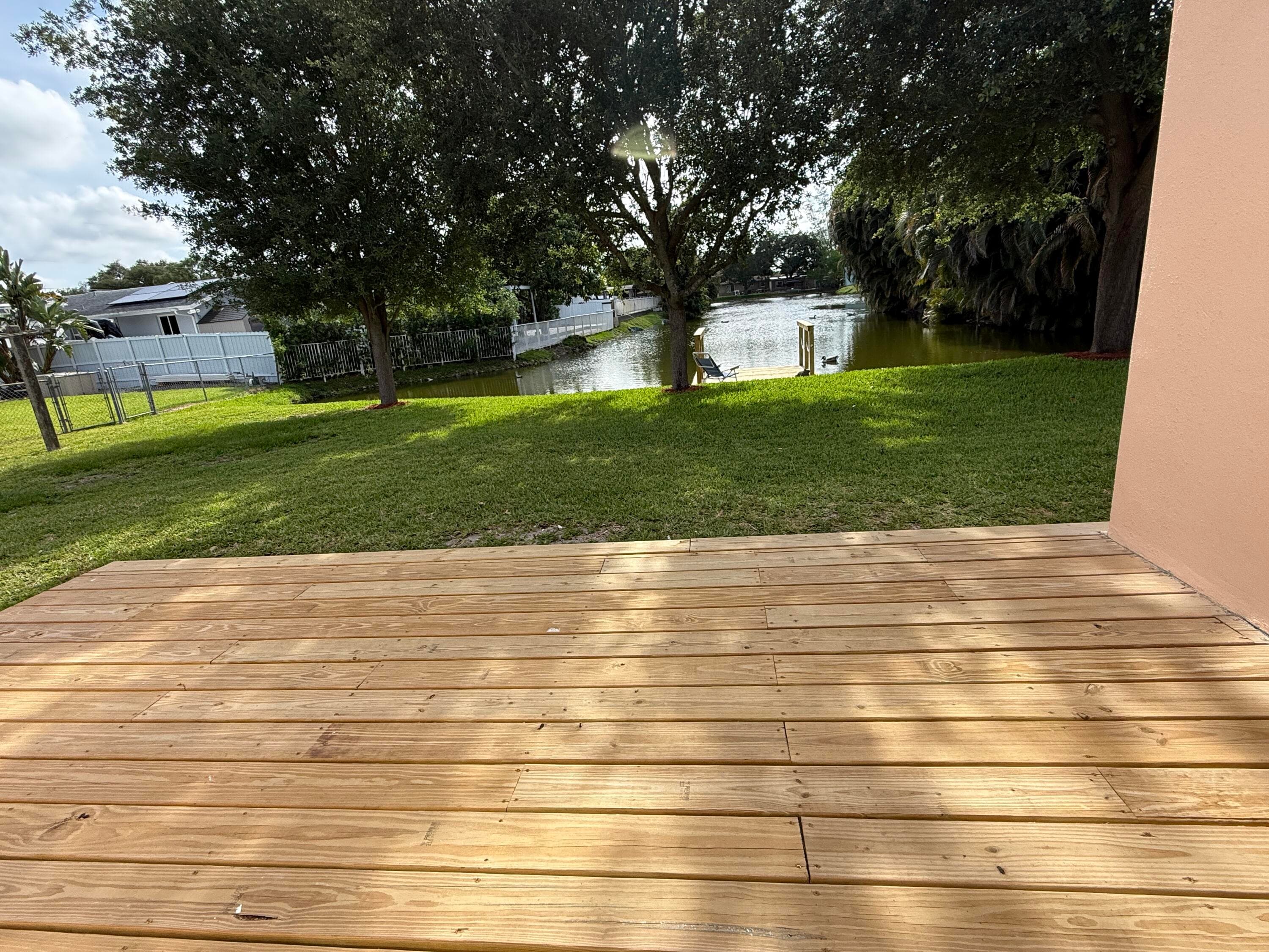 1417 Willow Road, West Palm Beach, FL 33406 — photo 7 of 40