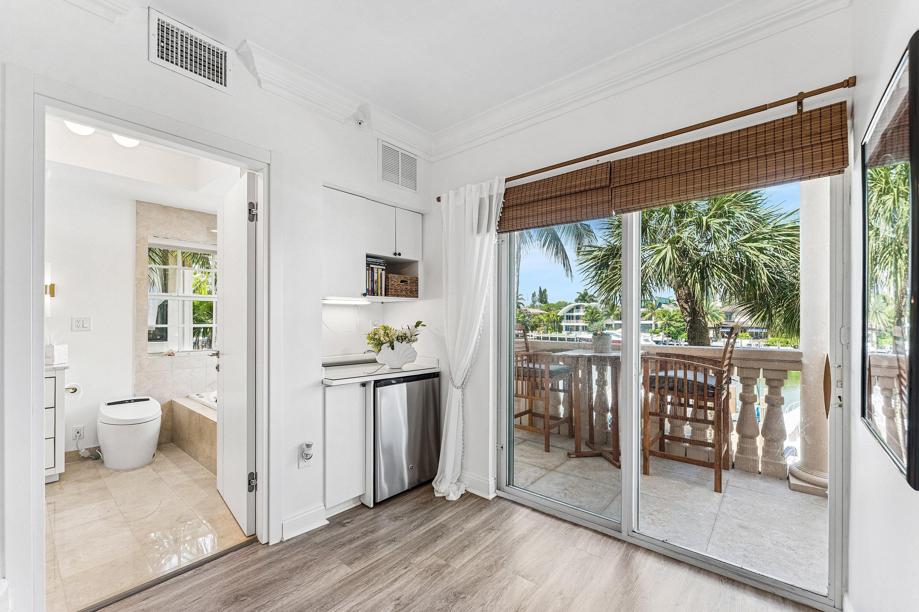 19 Hendricks Isle, Fort Lauderdale, FL 33301 — photo 25 of 39