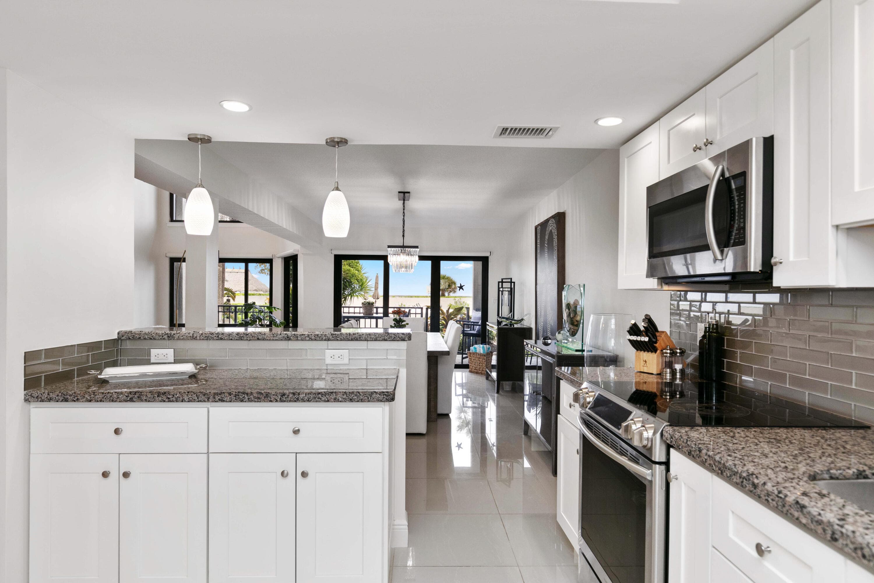 665 SE 21st Avenue 104, Deerfield Beach, FL 33441 — photo 19 of 45
