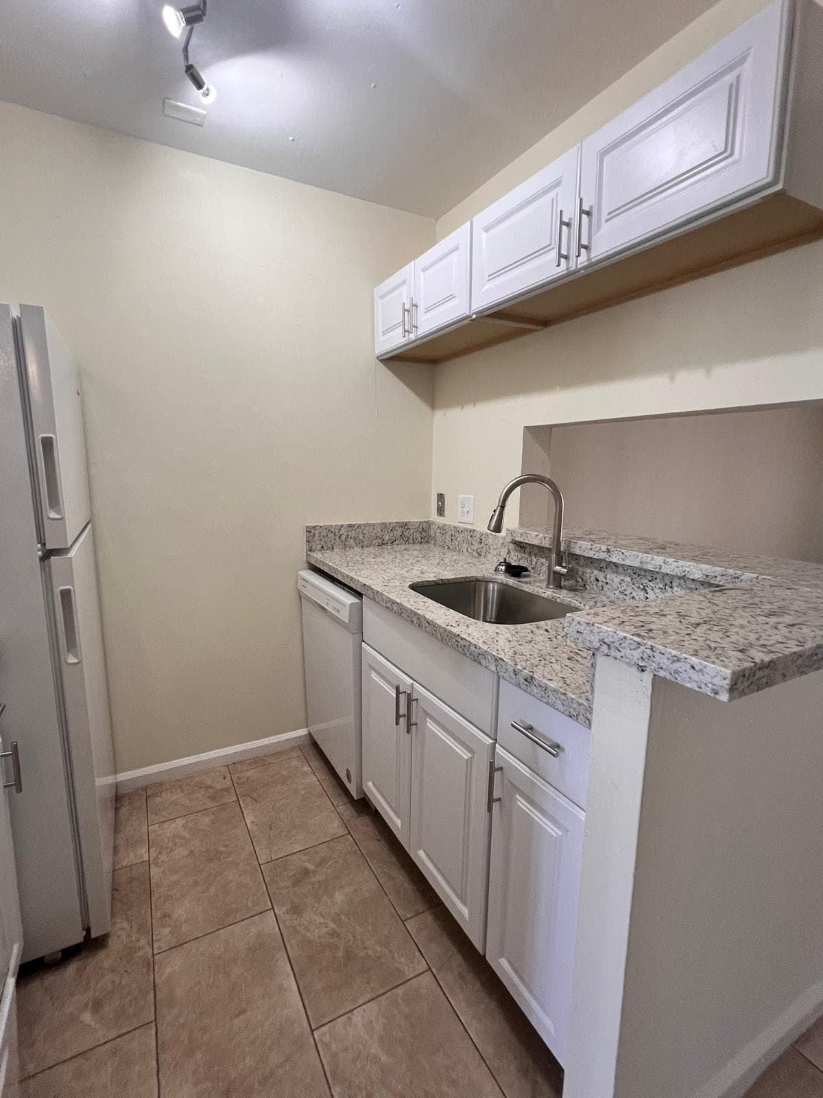1500 N Congress Avenue A313, West Palm Beach, FL 33401 — photo 7 of 18