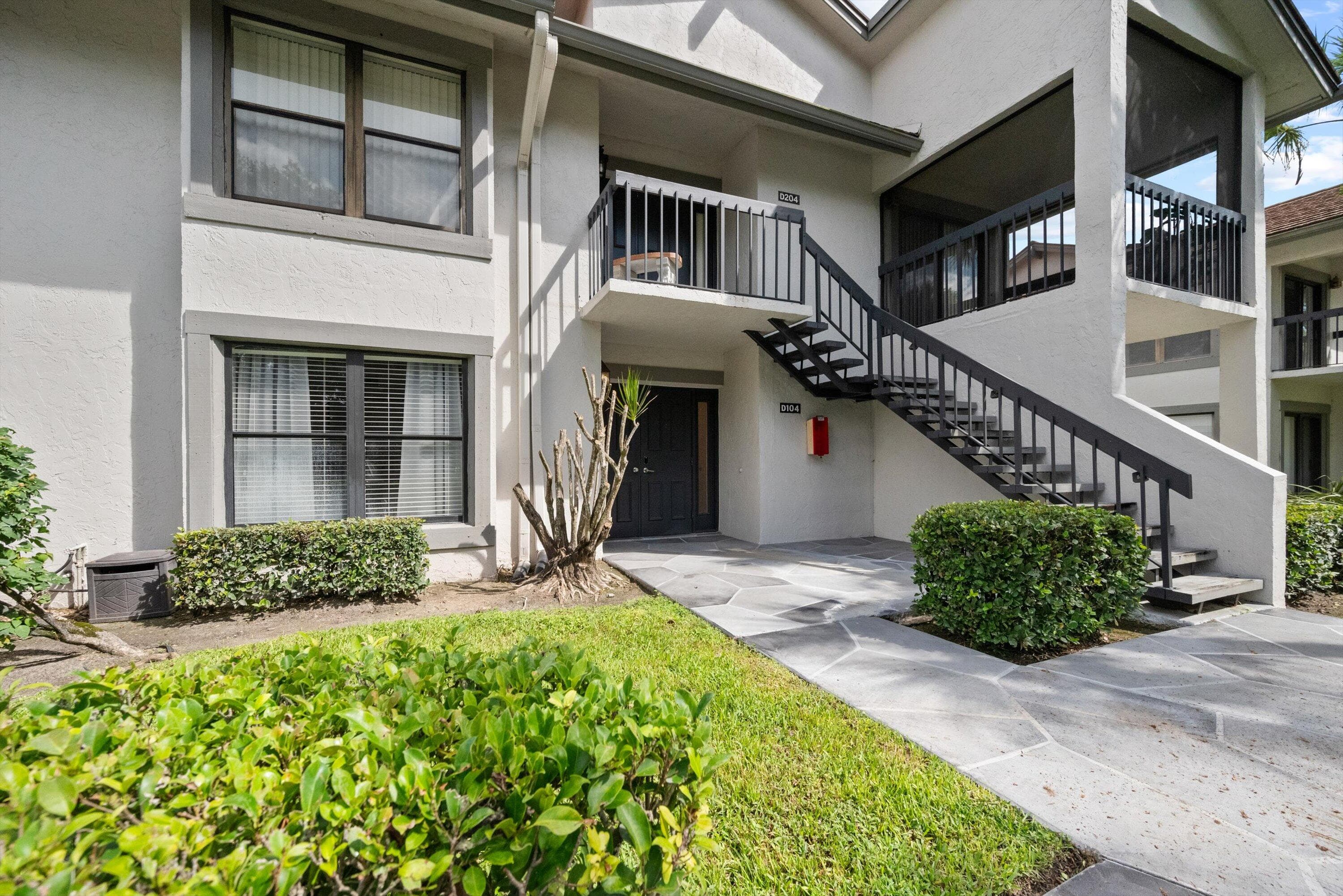 11355 Pond View Drive D104, Wellington, FL 33414 — photo 2 of 25