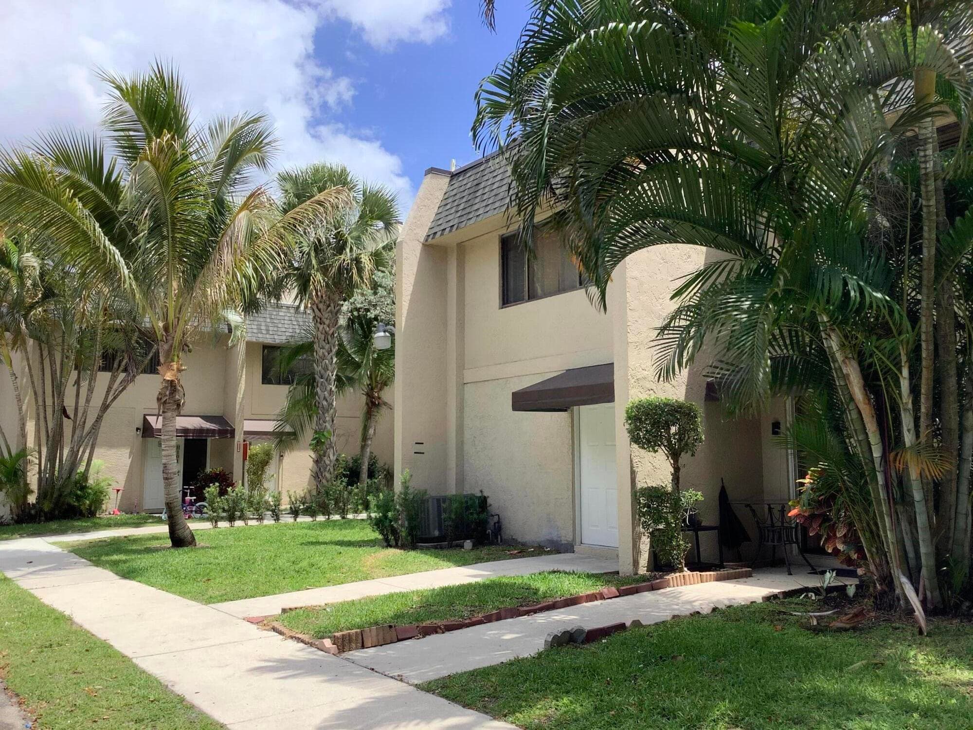 81 Deer Creek Road 101 - J, Deerfield Beach, FL 33442 — photo 1 of 24