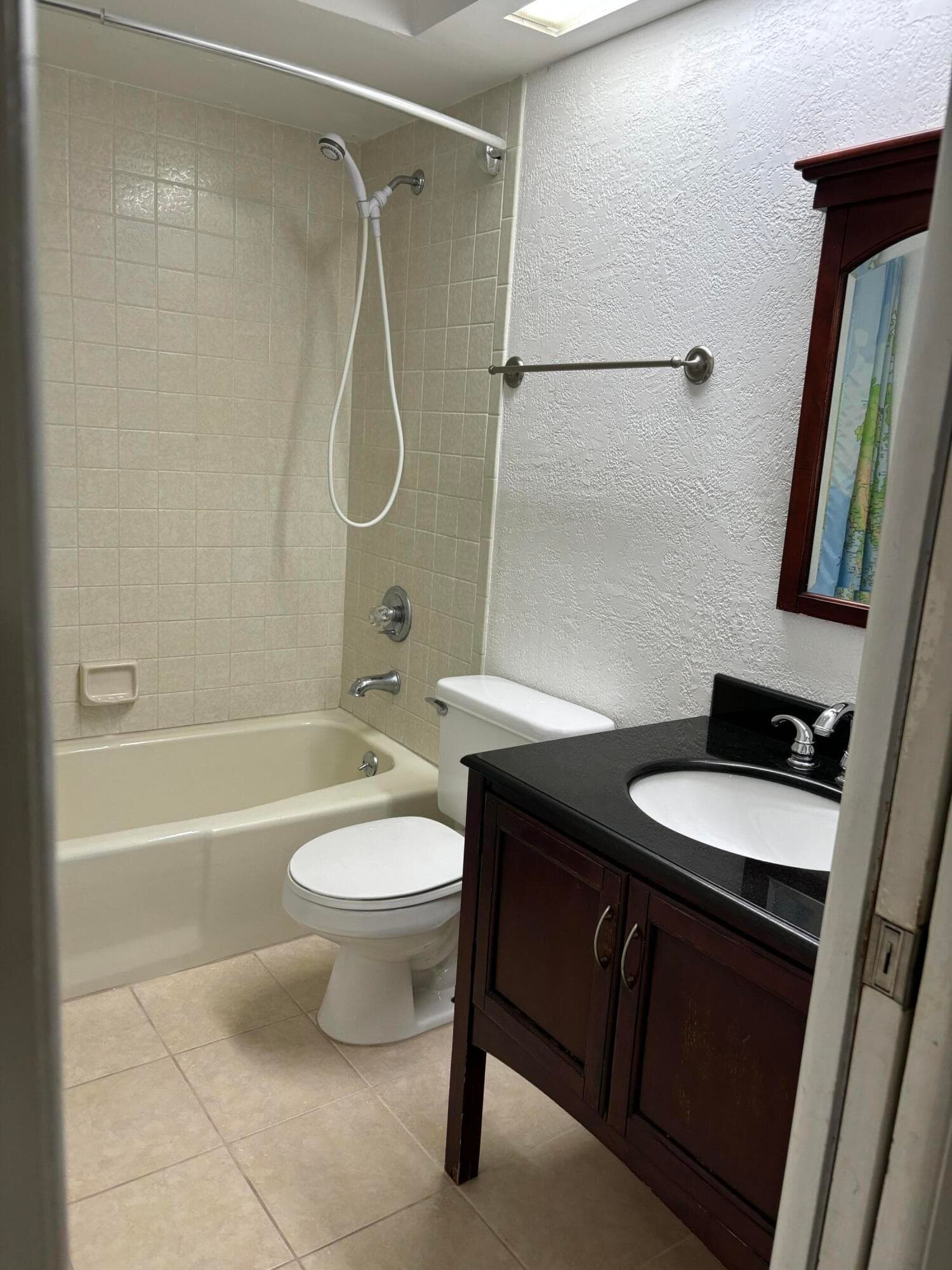 202 SW Crescent Avenue, Port St. Lucie, FL 34984 — photo 15 of 43