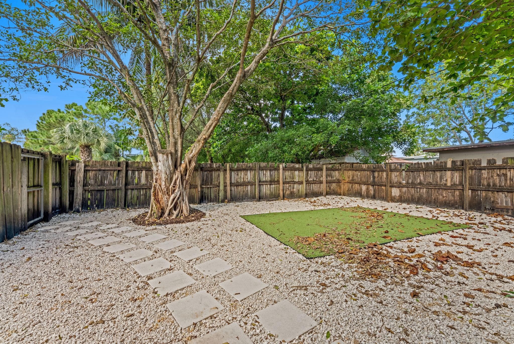 1340 NE 1st Avenue, Fort Lauderdale, FL 33304 — photo 2 of 14