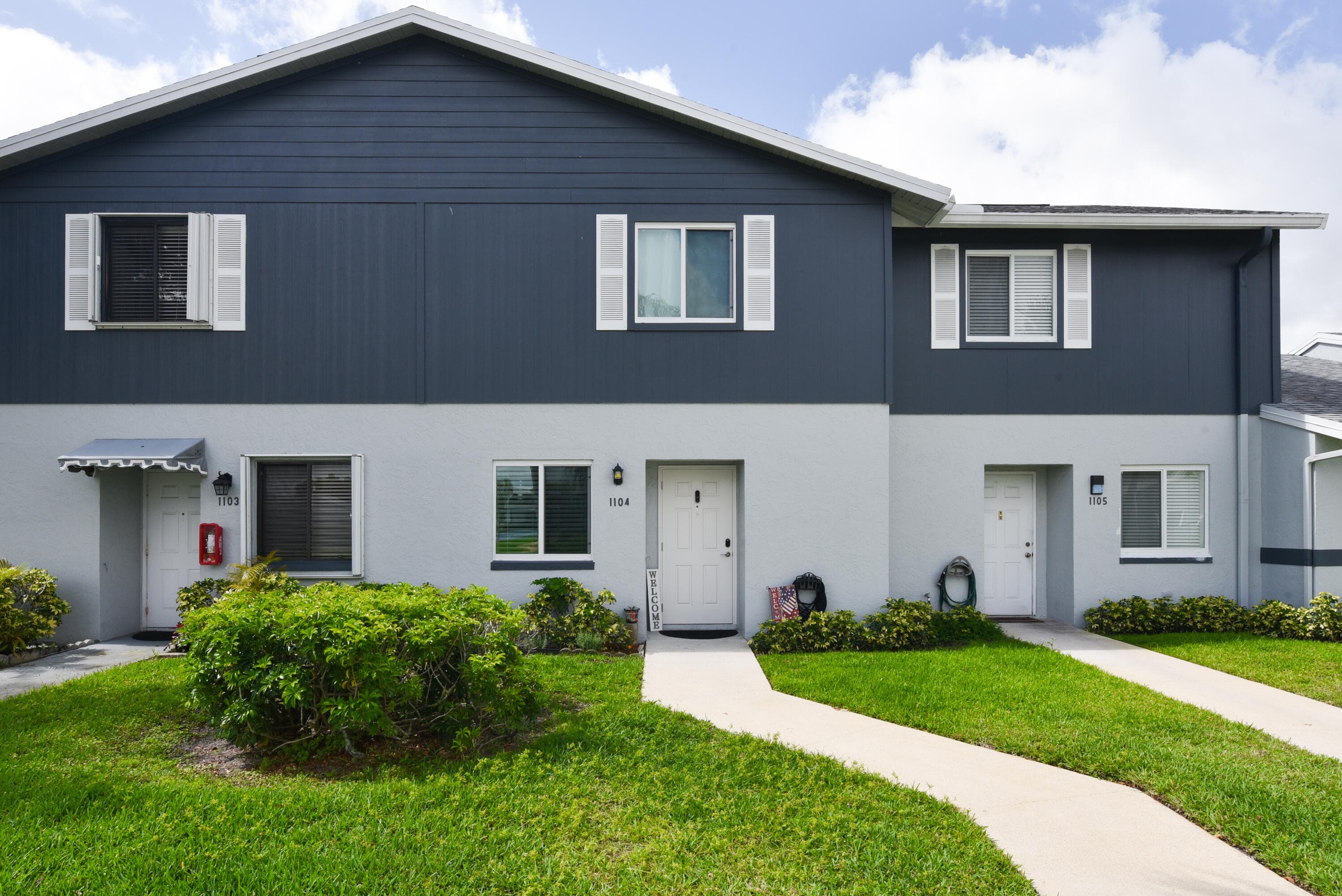 2641 Gately Drive W 1104, West Palm Beach, FL 33415 — photo 1 of 34