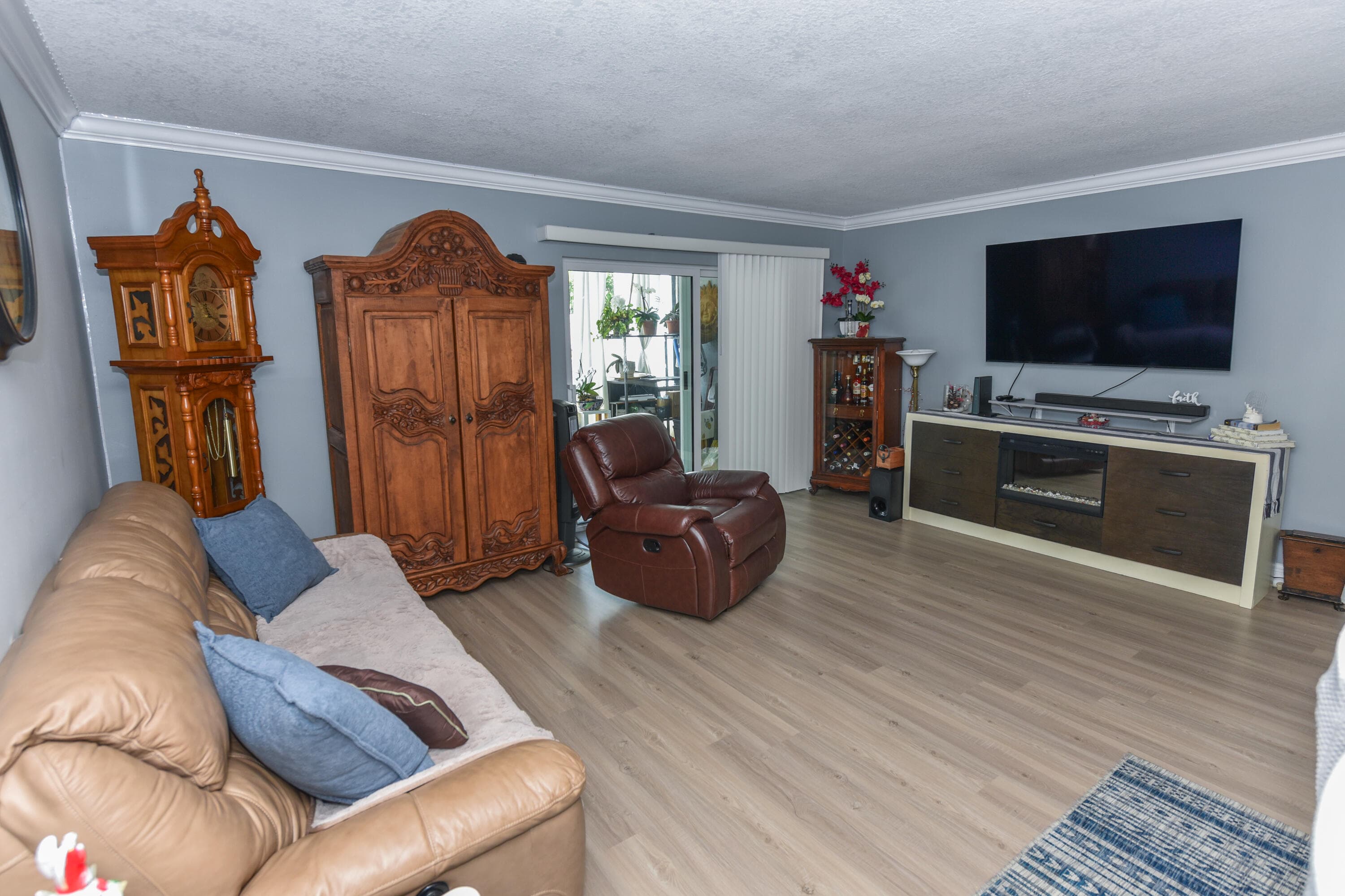 2641 Gately Drive W 1104, West Palm Beach, FL 33415 — photo 12 of 34