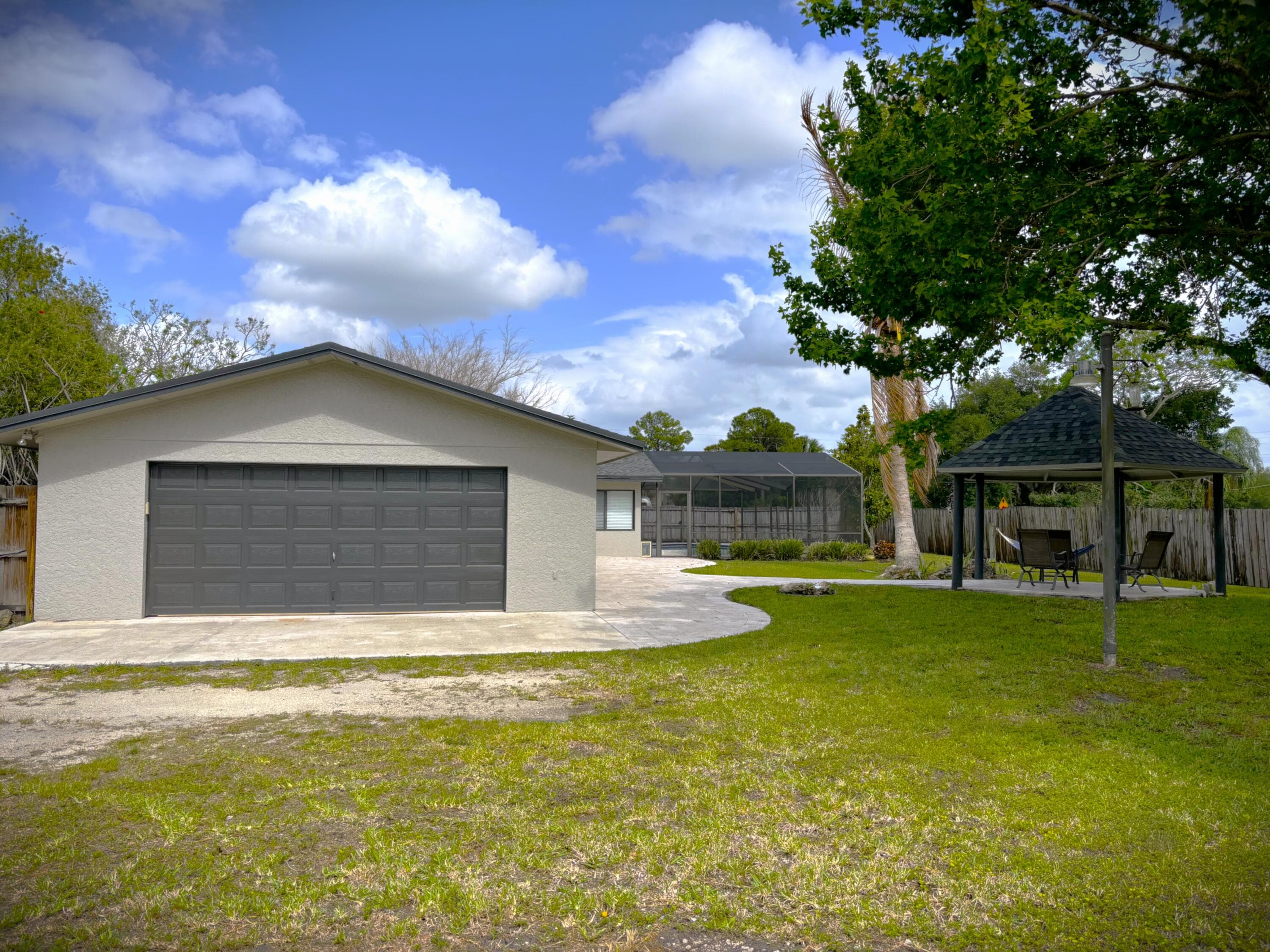 202 SW Crescent Avenue, Port St. Lucie, FL 34984 — photo 31 of 43