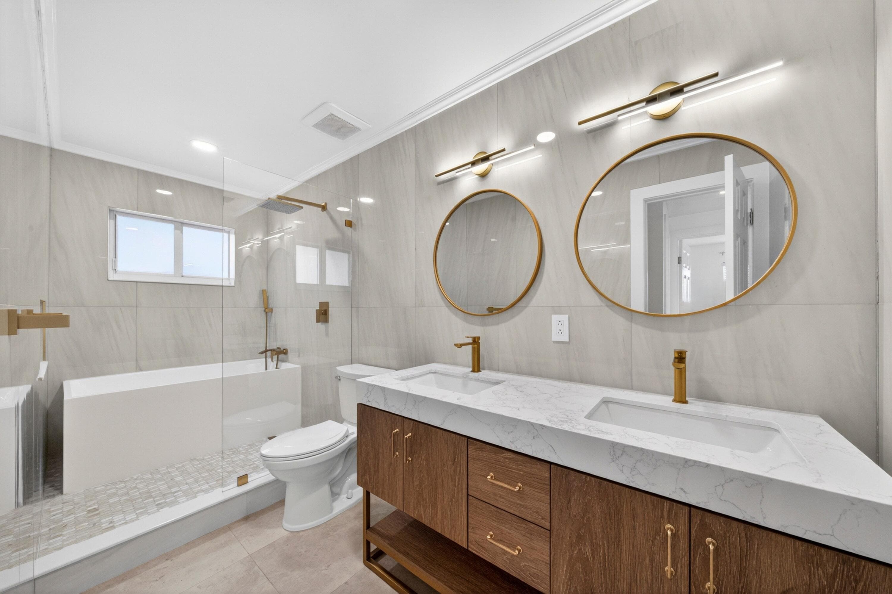 6251 NE 20th Terrace, Fort Lauderdale, FL 33308 — photo 5 of 77