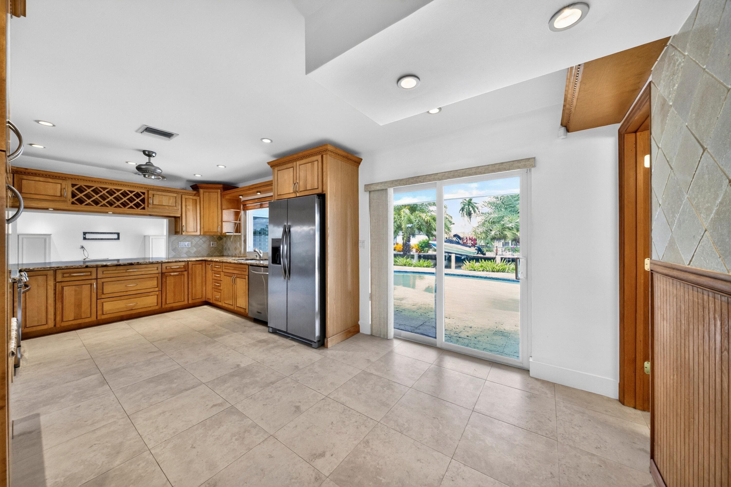 6251 NE 20th Terrace, Fort Lauderdale, FL 33308 — photo 28 of 77