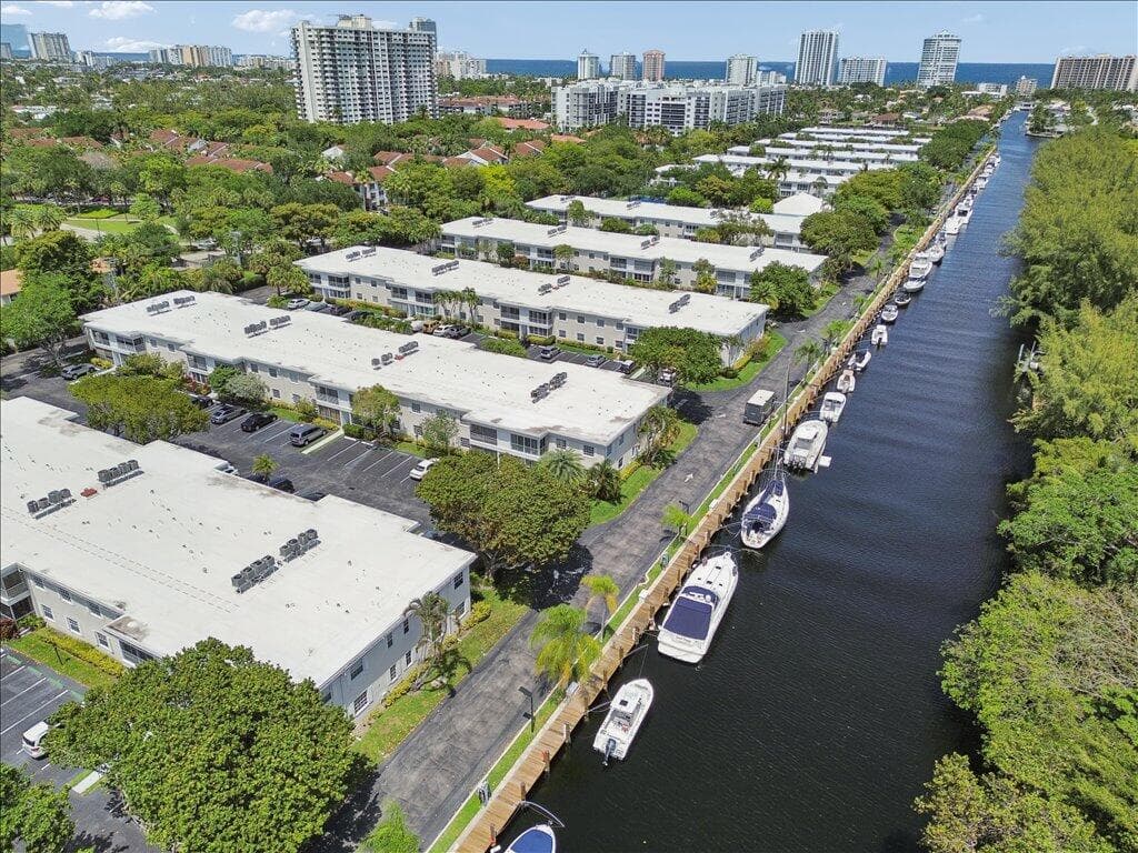 6379 Bay Club Drive 2, Fort Lauderdale, FL 33308 — photo