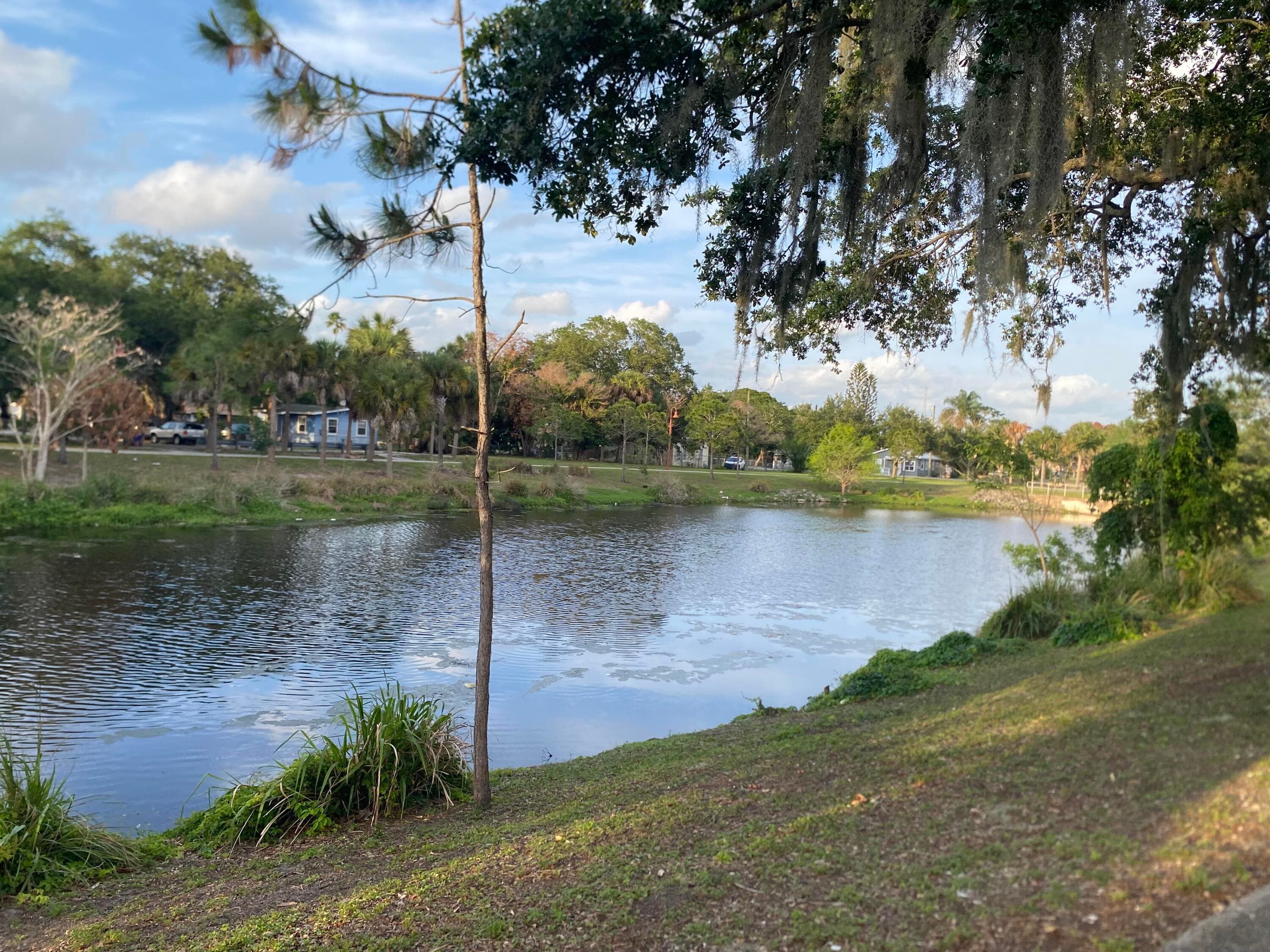 319 N 11th Street, Fort Pierce, FL 34950 — photo 5 of 14