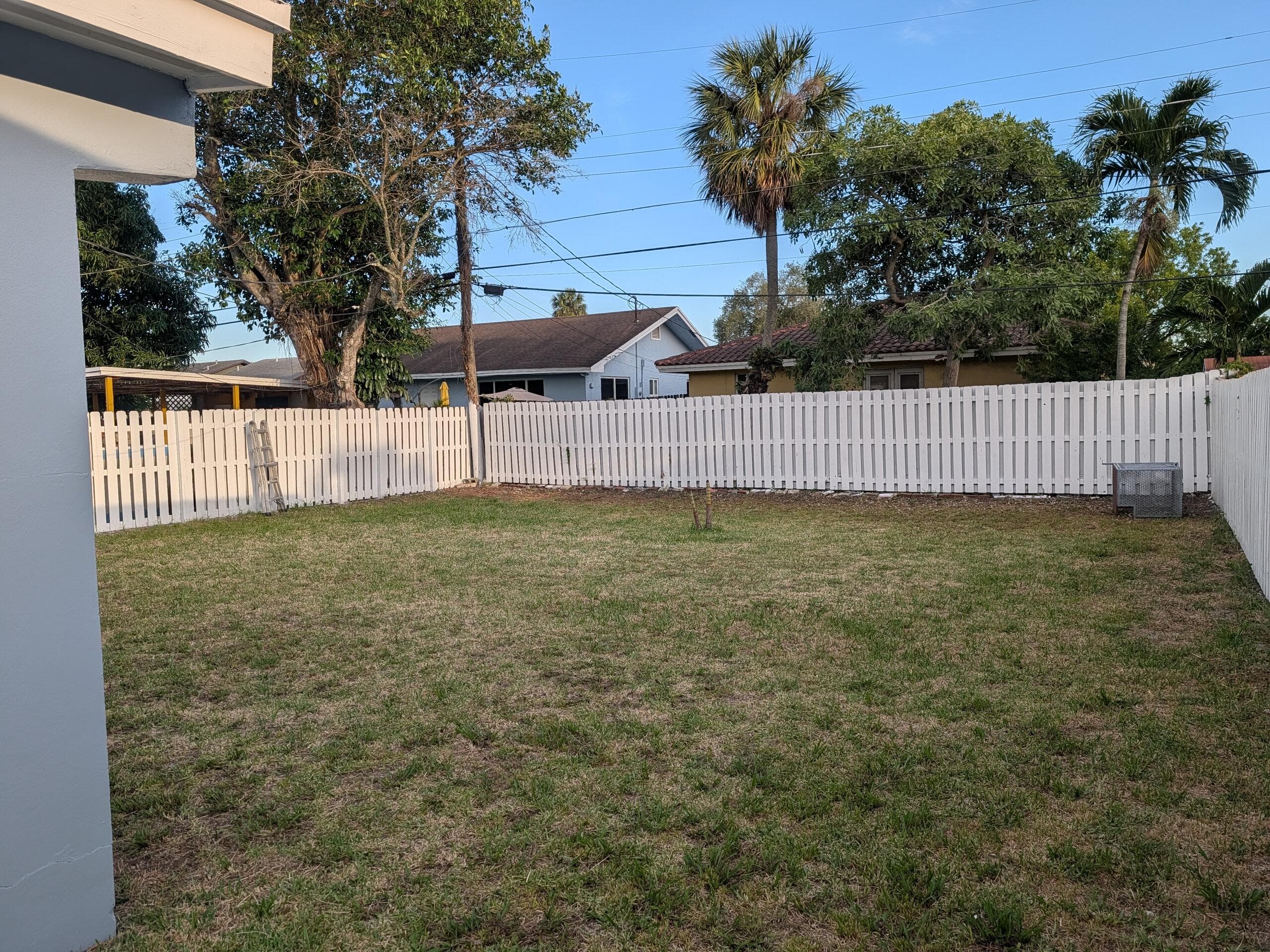 2990 NW 7th Court, Fort Lauderdale, FL 33311 — photo 3 of 13