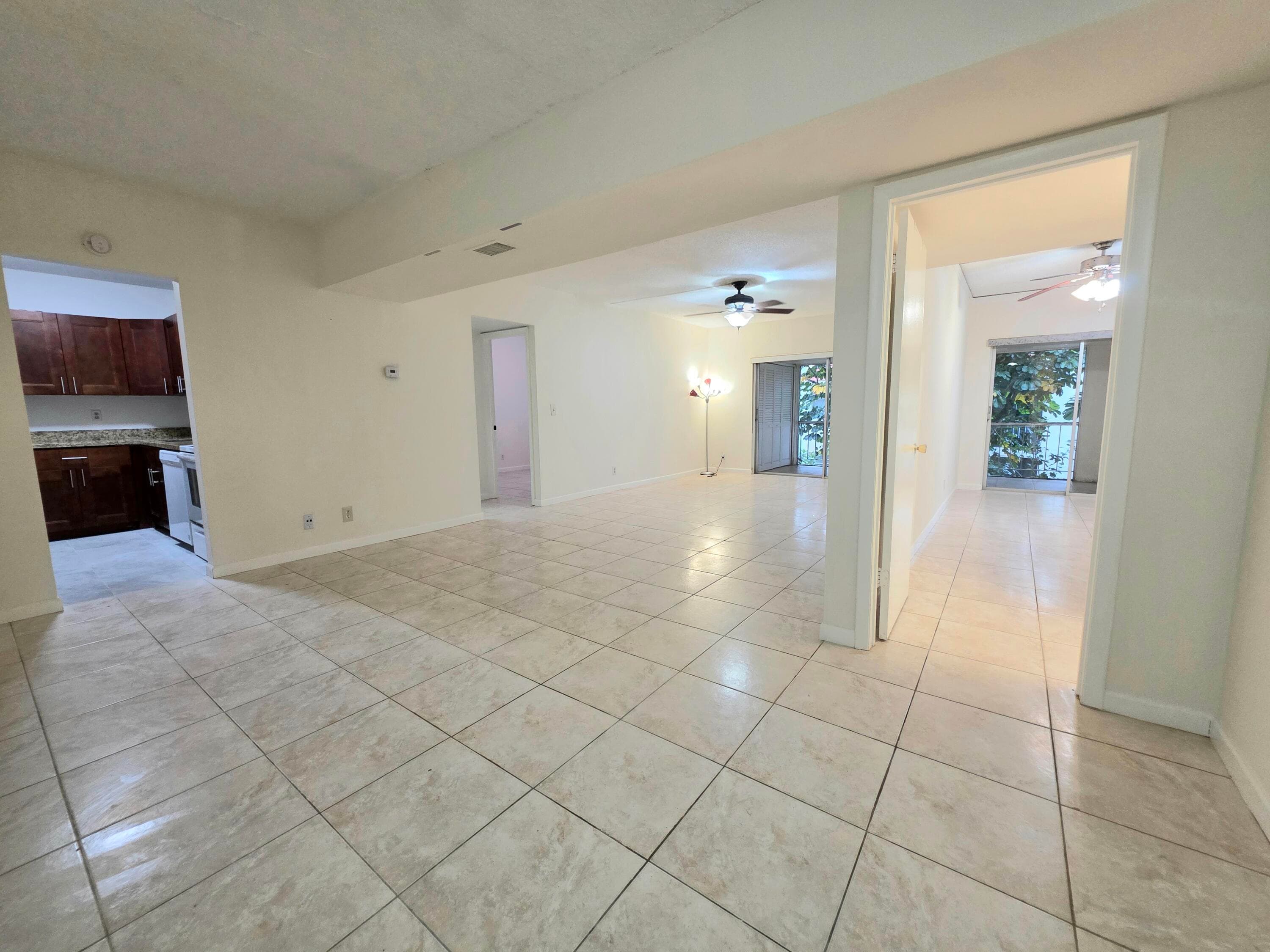 683 NW 13th Street Apt 27, Boca Raton, FL 33486 — photo 1 of 16
