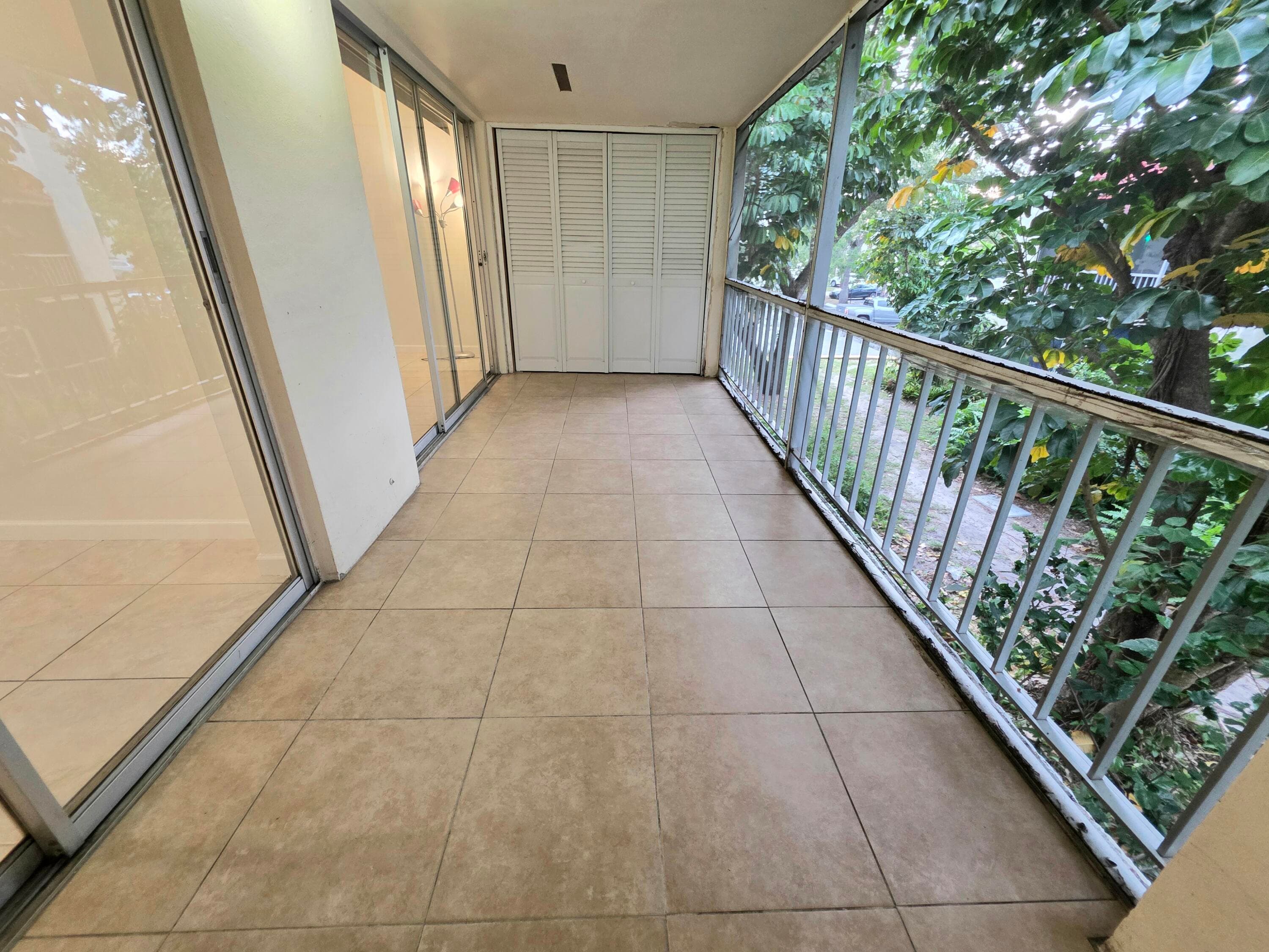 683 NW 13th Street Apt 27, Boca Raton, FL 33486 — photo 6 of 16