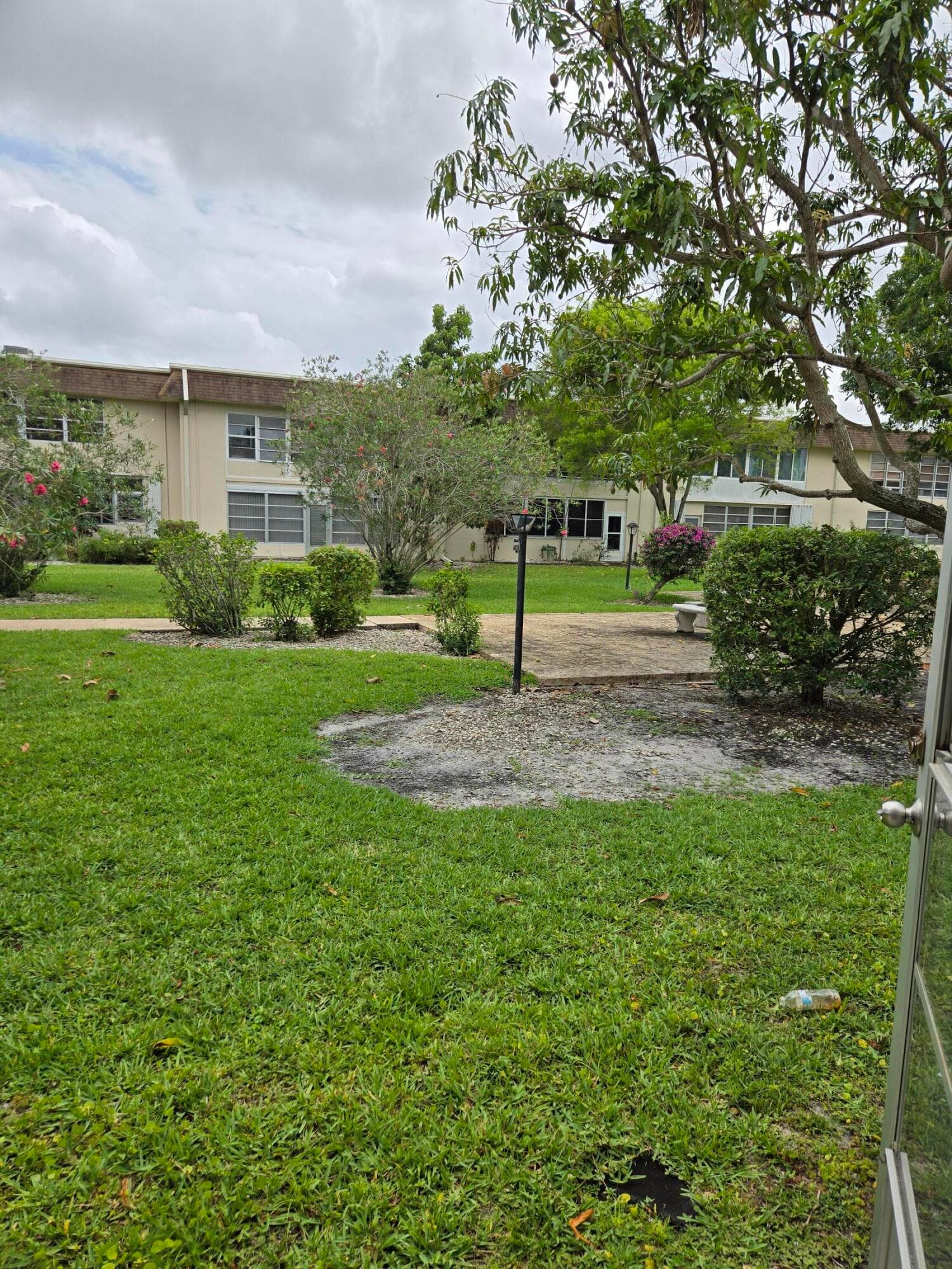 103 Oxford 400, West Palm Beach, FL 33417 — photo 10 of 22