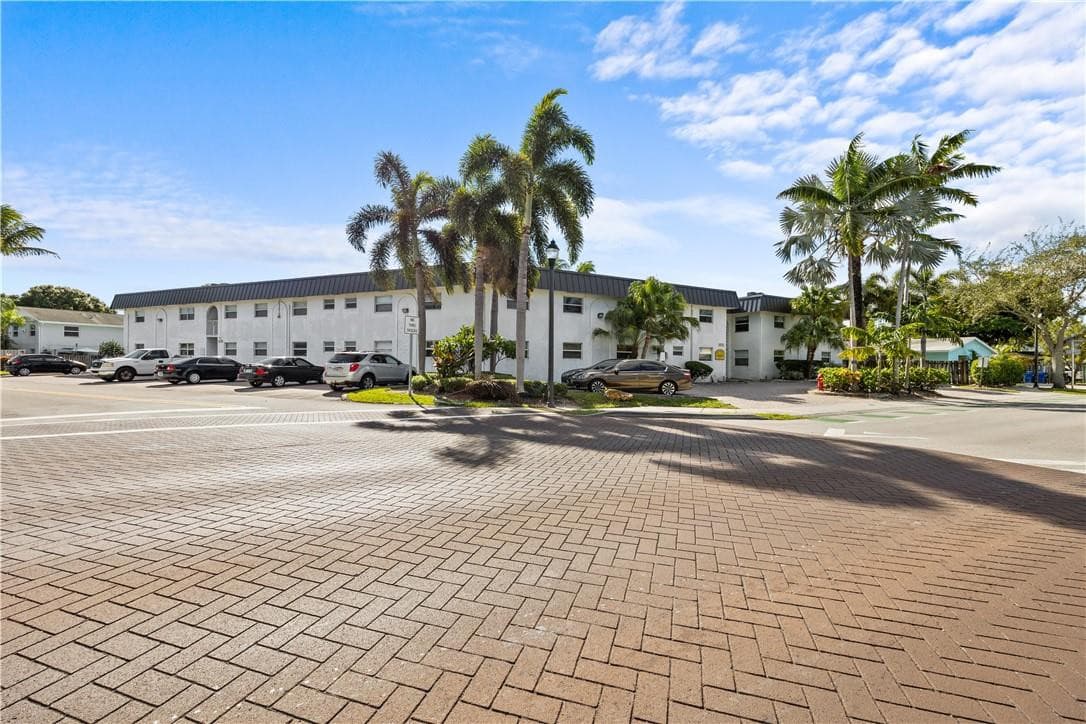 1470 N Dixie Highway 2, Fort Lauderdale, FL 33304 — photo 20 of 21