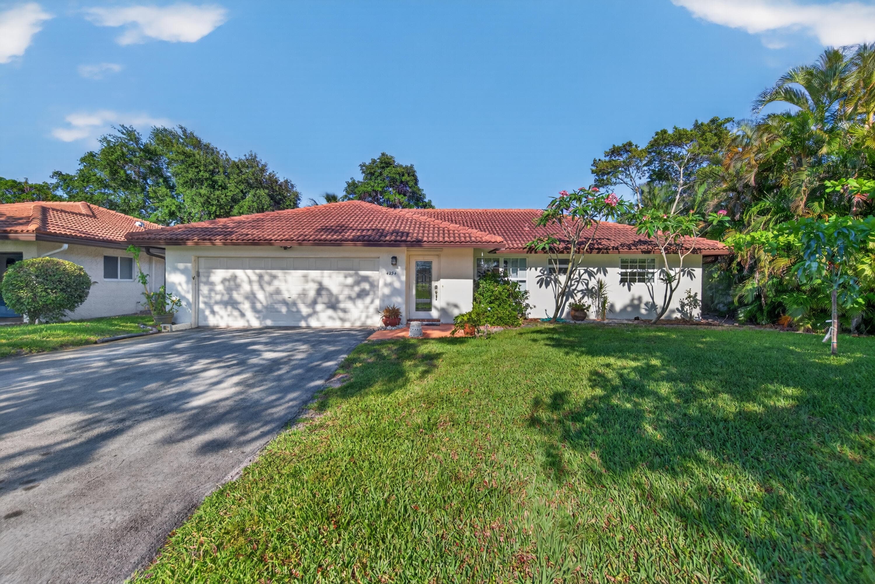 4234 NW 3rd Way, Boca Raton, FL 33431 — photo 8 of 47