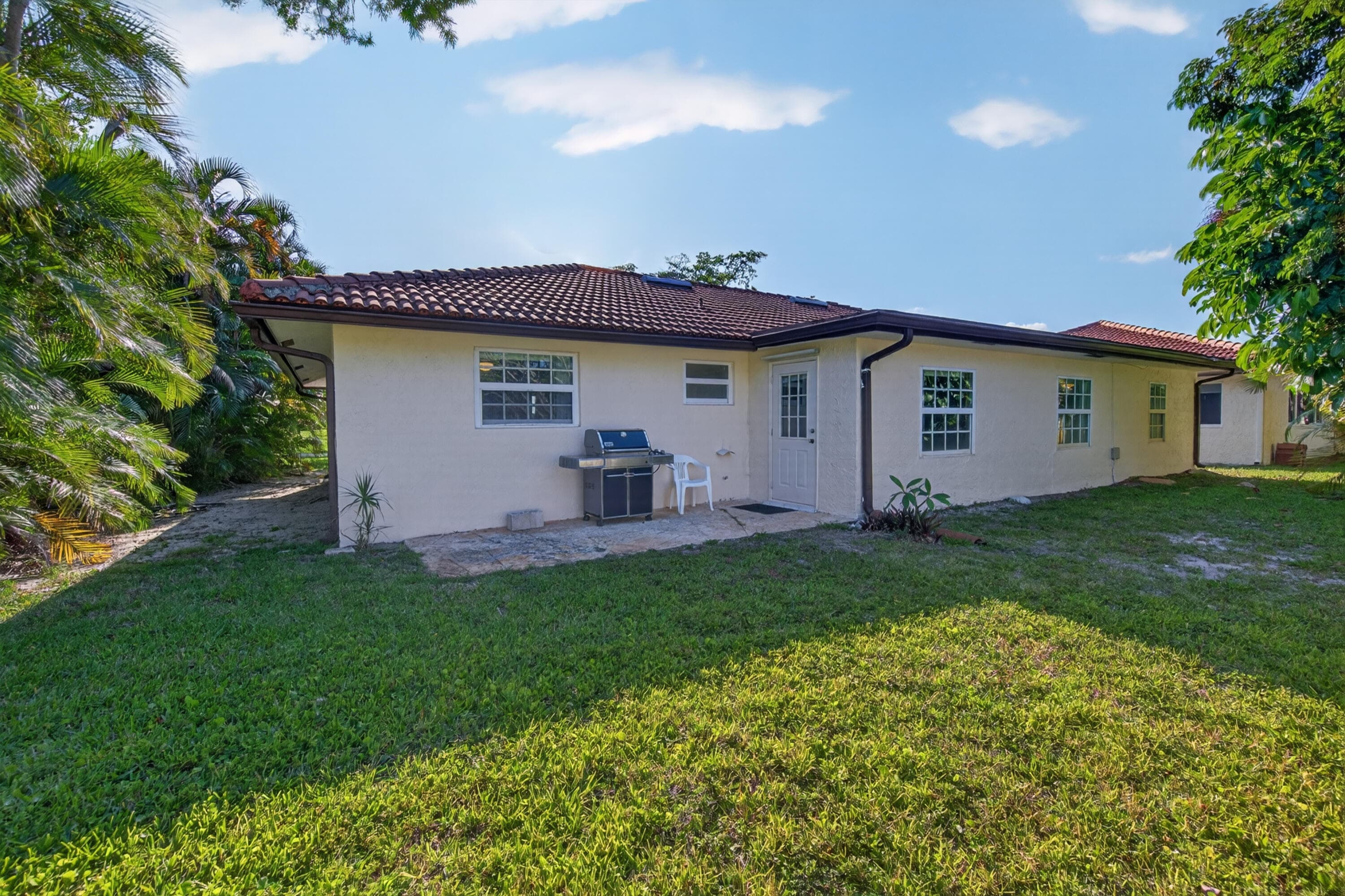 4234 NW 3rd Way, Boca Raton, FL 33431 — photo 9 of 47