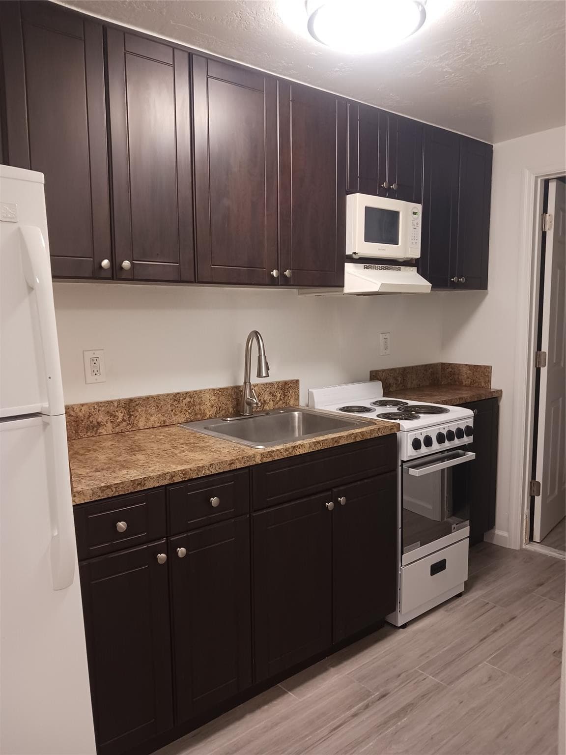 24 SW 13th Street 1-5, Dania Beach, FL 33004 — photo 11 of 16