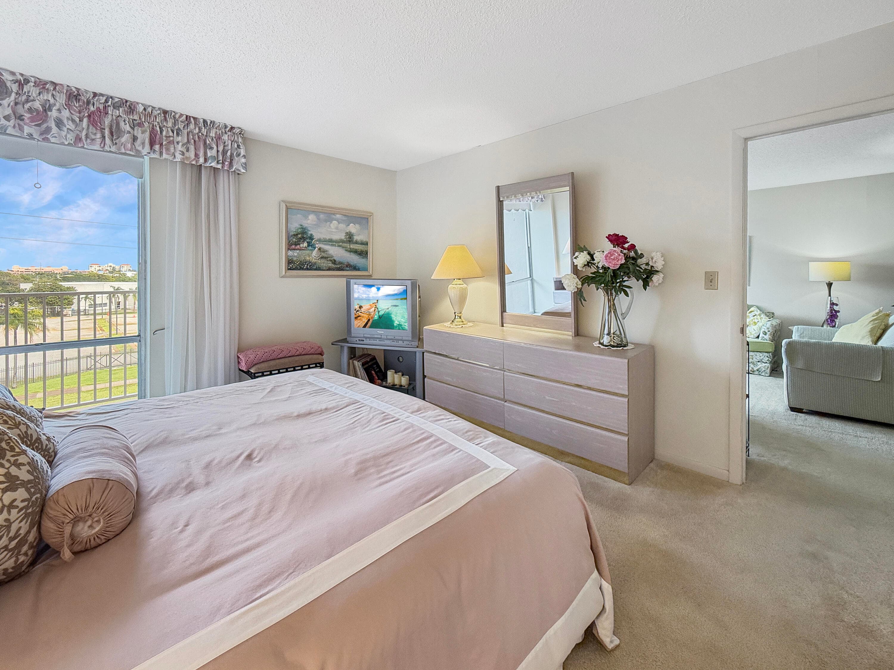 555 NW 4th Avenue 401, Boca Raton, FL 33432 — photo 25 of 41