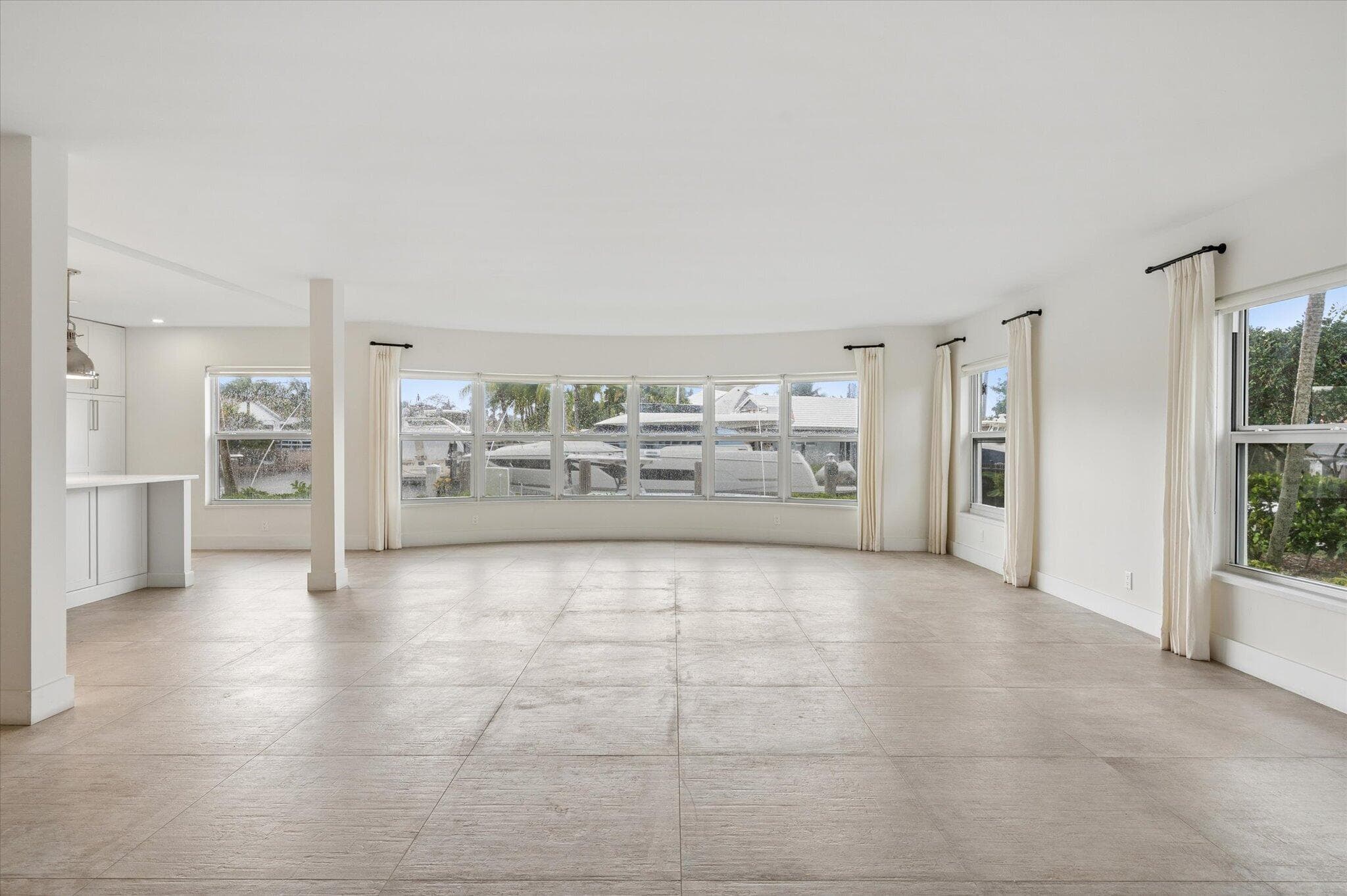 5100 Bayview Drive 106, Fort Lauderdale, FL 33308 — photo 8 of 32