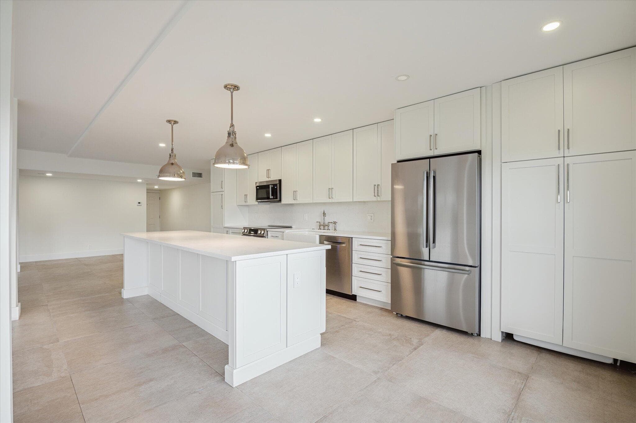 5100 Bayview Drive 106, Fort Lauderdale, FL 33308 — photo 14 of 32