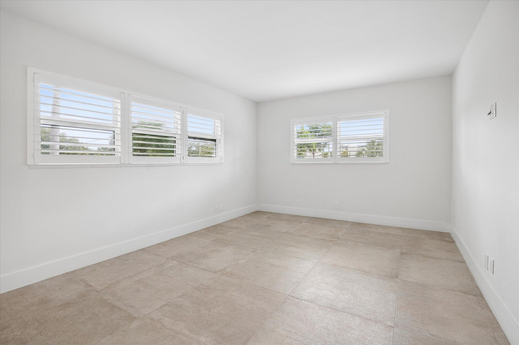 5100 Bayview Drive 106, Fort Lauderdale, FL 33308 — photo 15 of 32