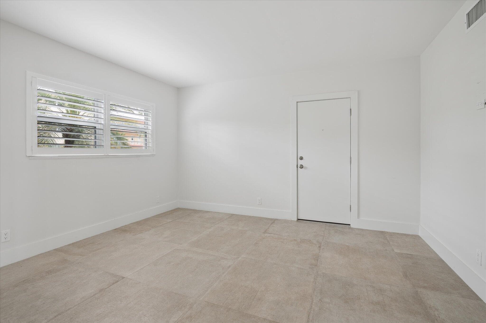 5100 Bayview Drive 106, Fort Lauderdale, FL 33308 — photo 18 of 32