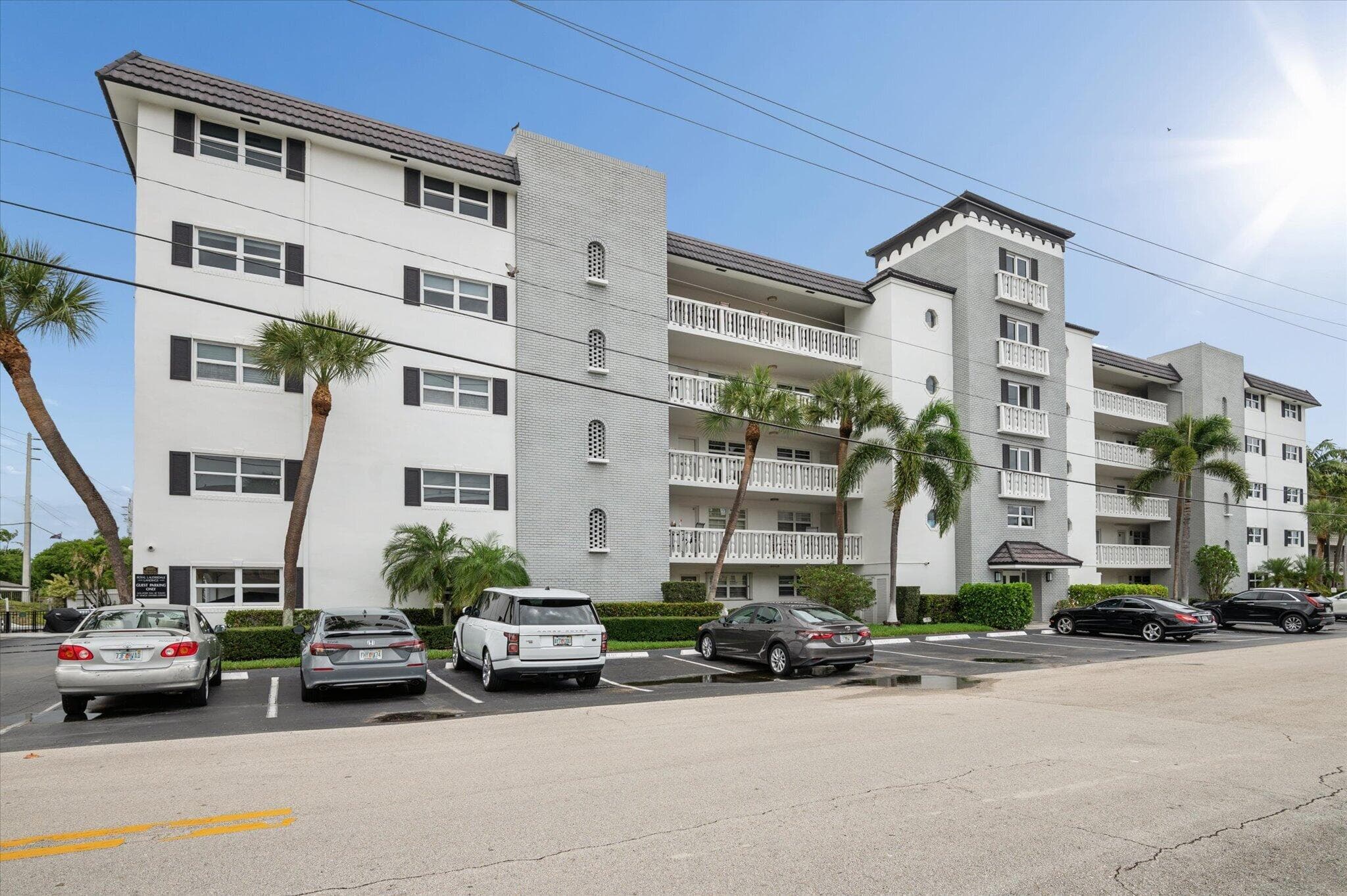 5100 Bayview Drive 106, Fort Lauderdale, FL 33308 — photo 5 of 32