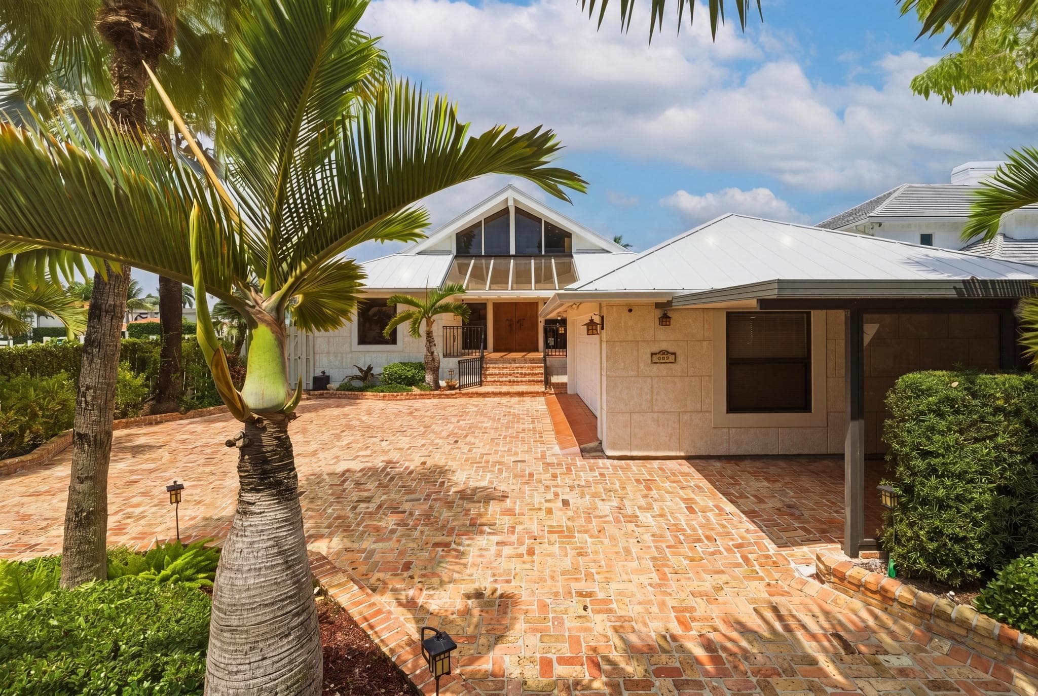 449 Bontona Avenue, Fort Lauderdale, FL 33301 — photo 6 of 47