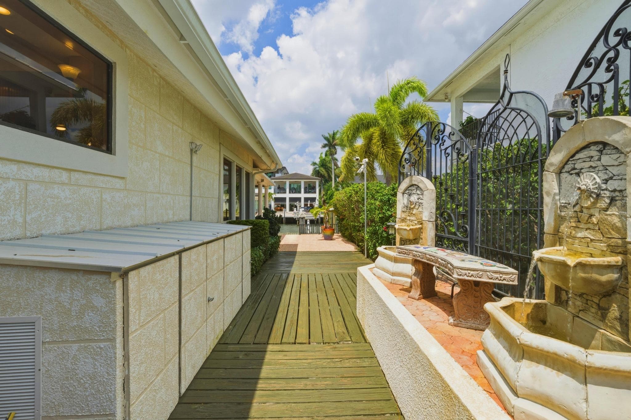 449 Bontona Avenue, Fort Lauderdale, FL 33301 — photo 37 of 47
