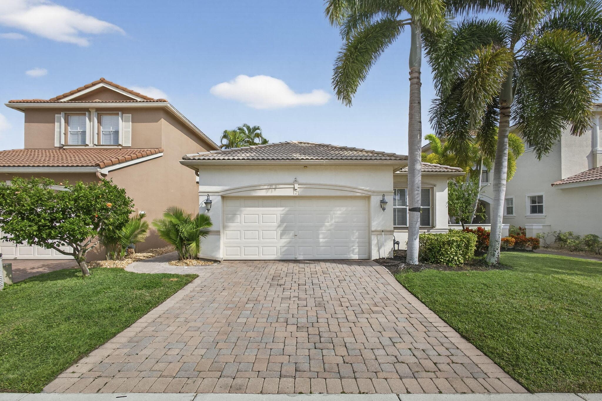 171 Isle Verde Way, Palm Beach Gardens, FL 33418 — photo 2 of 59