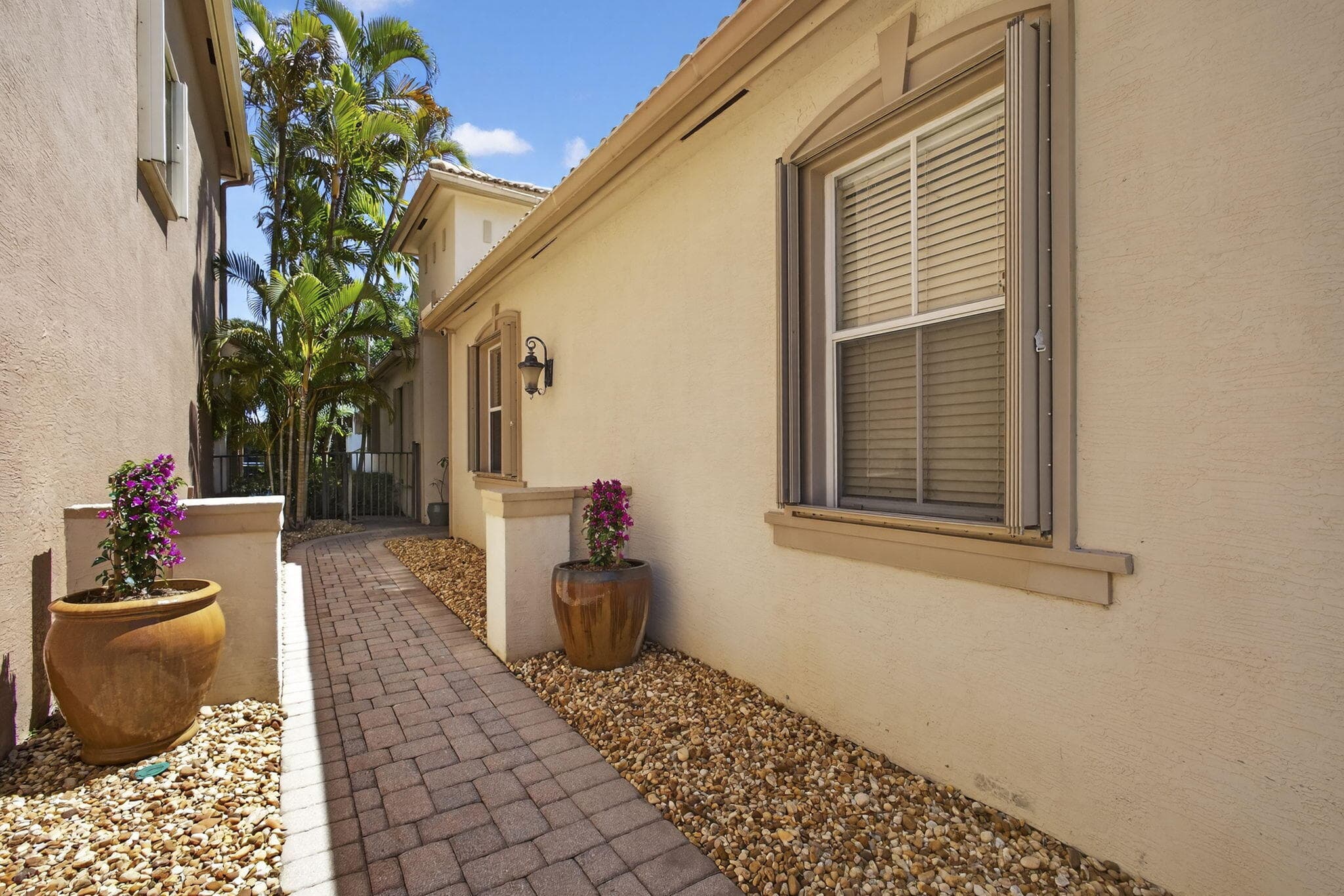 171 Isle Verde Way, Palm Beach Gardens, FL 33418 — photo 12 of 59