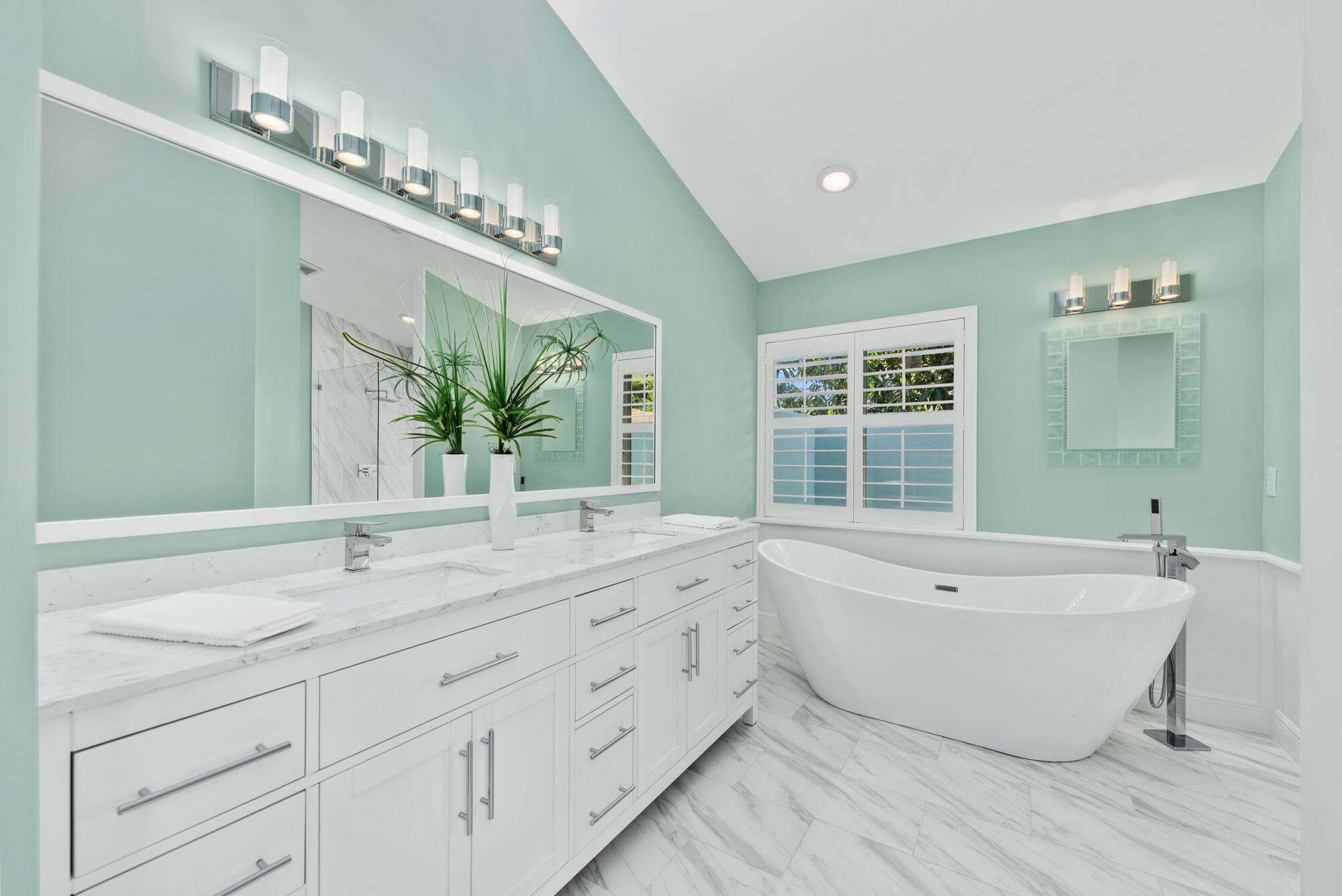 490 Mars Way, Juno Beach, FL 33408 — photo 13 of 35