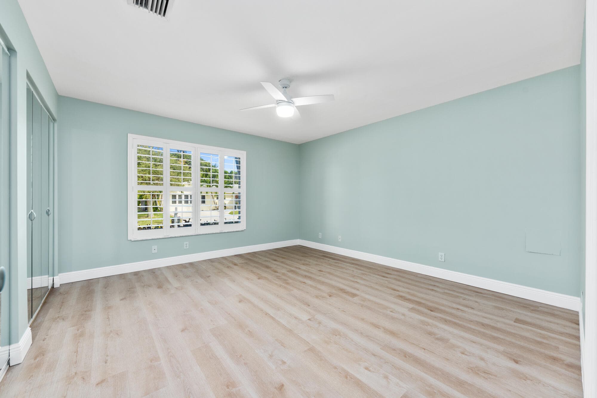 490 Mars Way, Juno Beach, FL 33408 — photo 16 of 35
