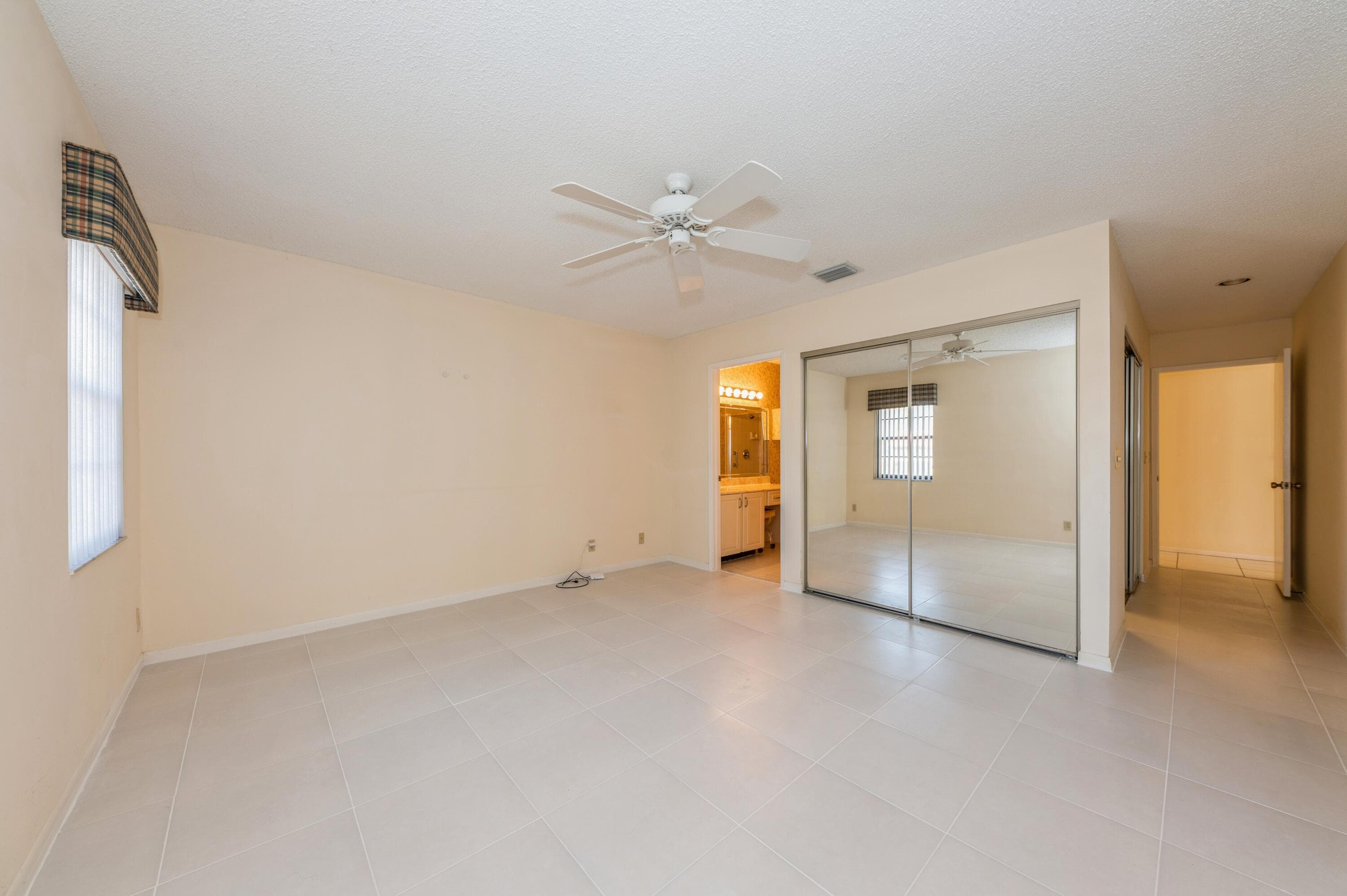10439 S Circle Lake Drive 201, Boynton Beach, FL 33437 — photo 12 of 26