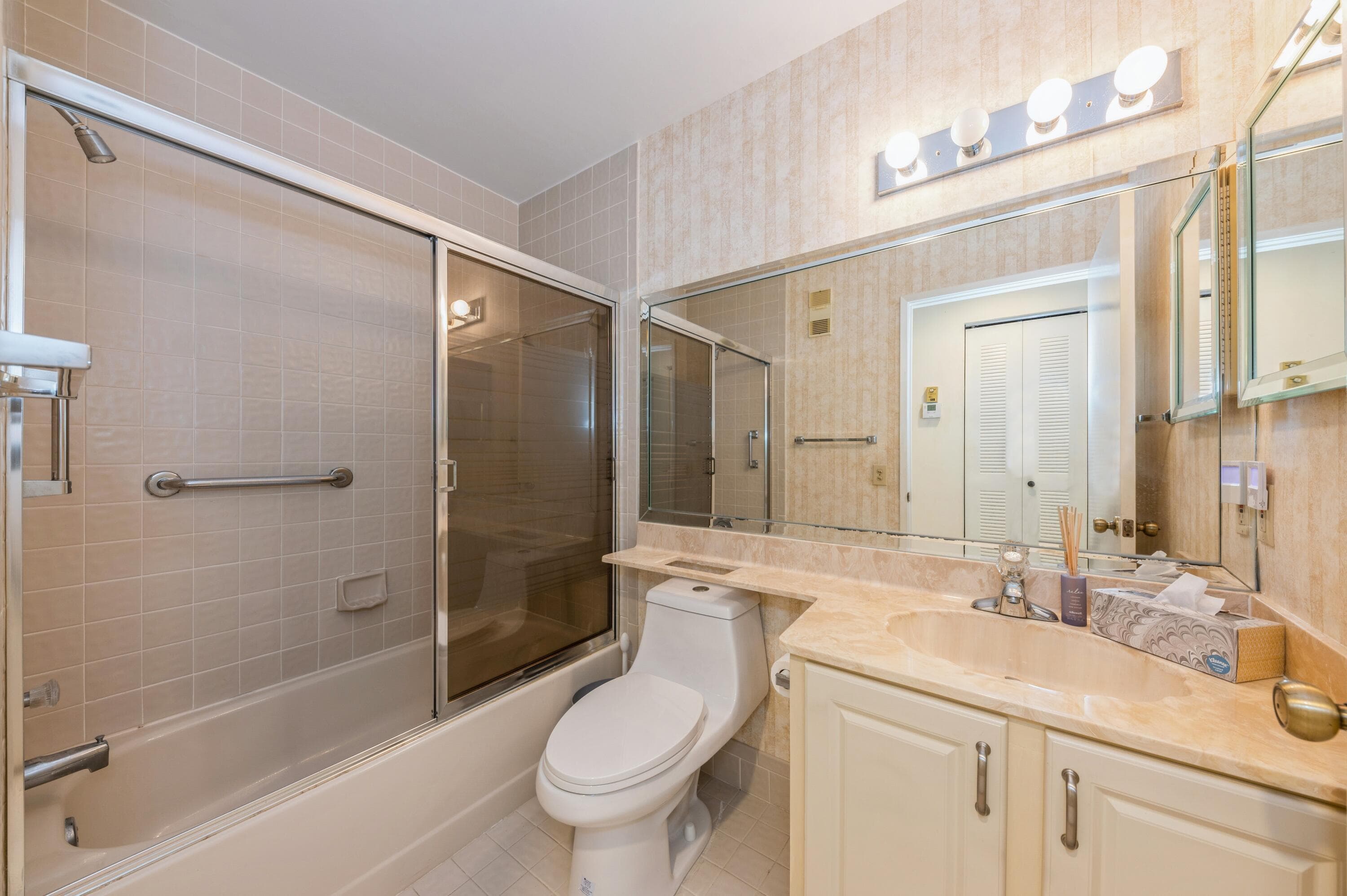 10439 S Circle Lake Drive 201, Boynton Beach, FL 33437 — photo 18 of 26