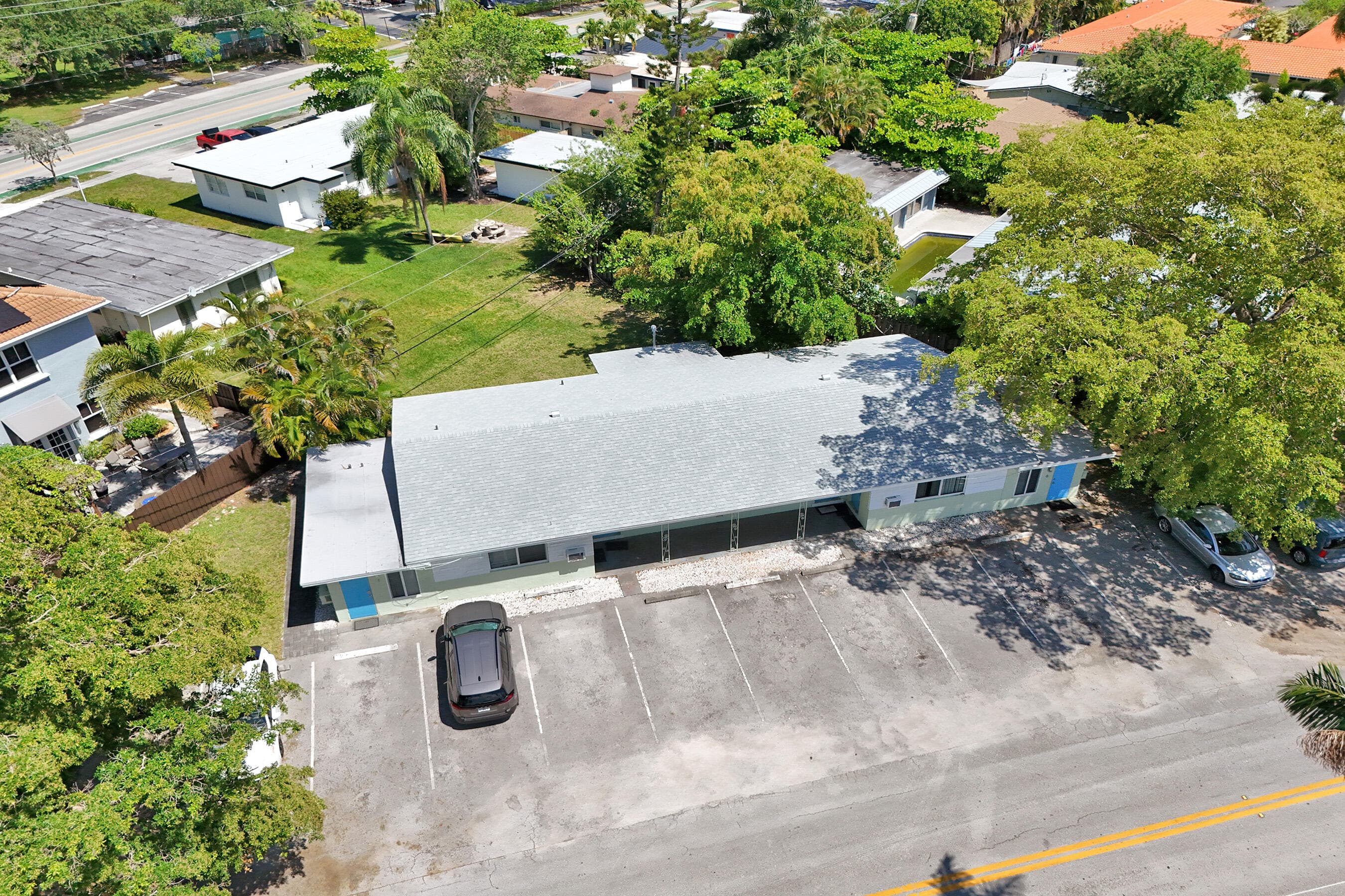 1100 NE 18th Court 1-8, Fort Lauderdale, FL 33305 — photo 18 of 38